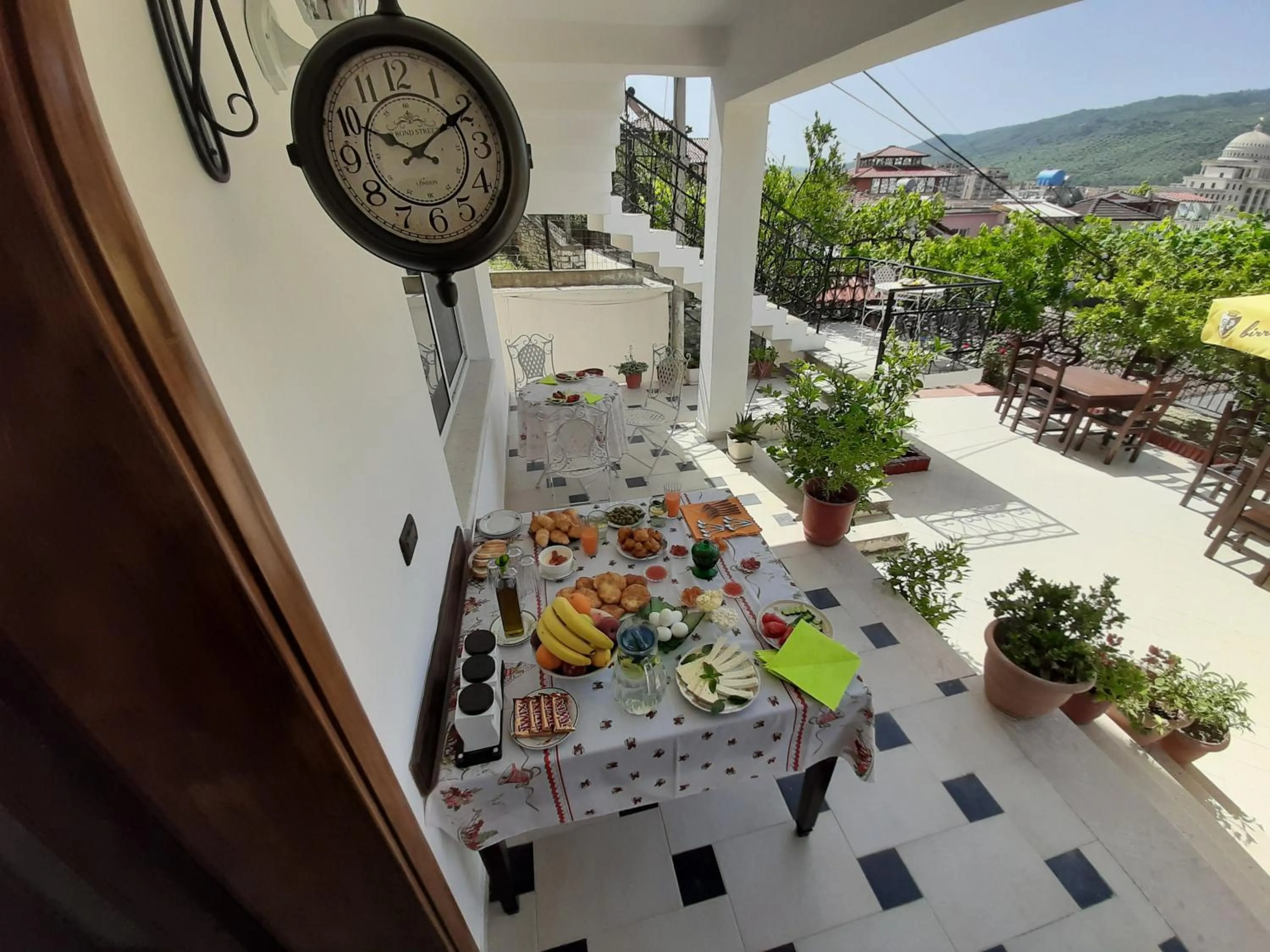 Patio in HOTEL VILA TWIX