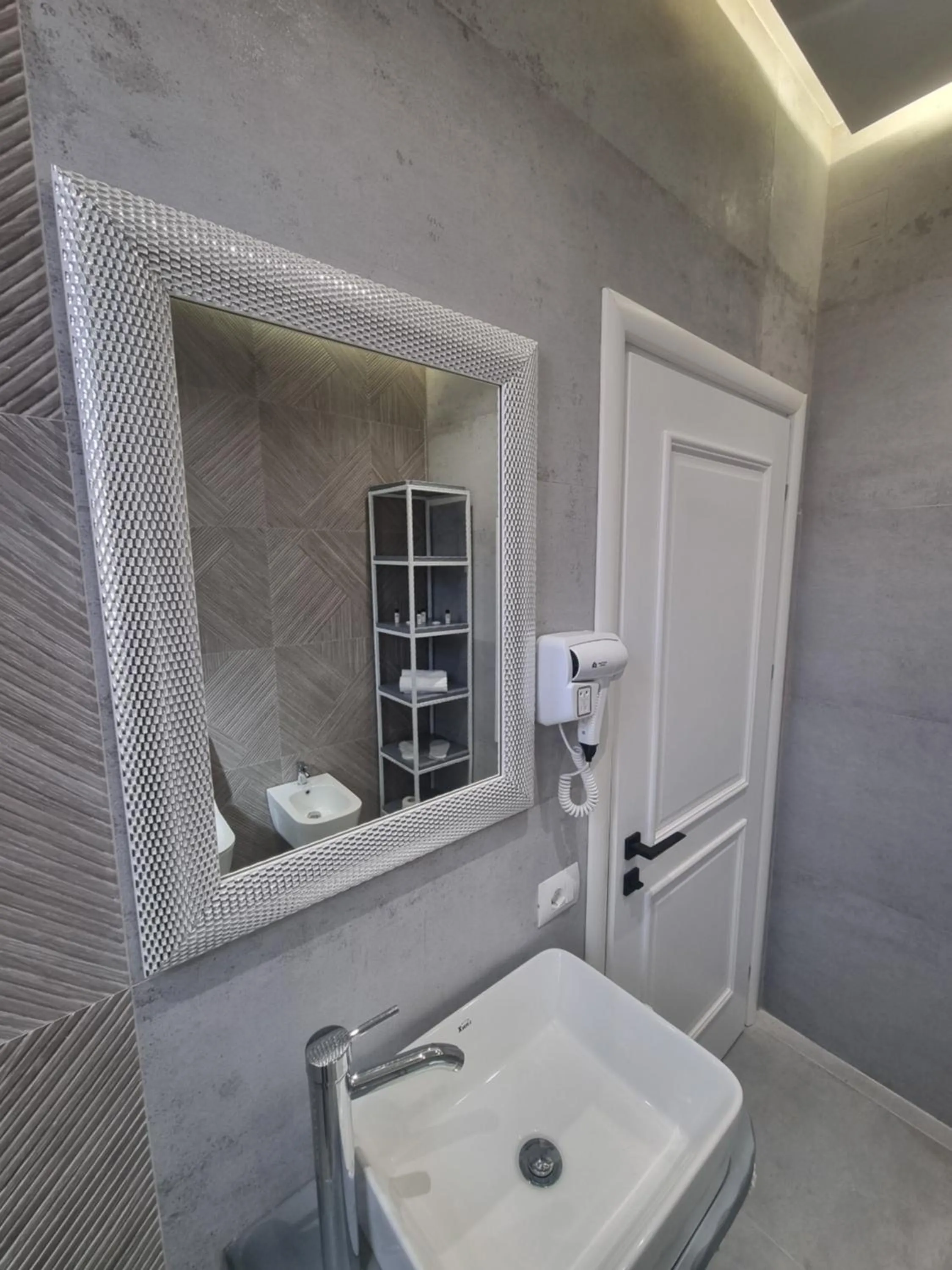 Bathroom in HOTEL VILA TWIX