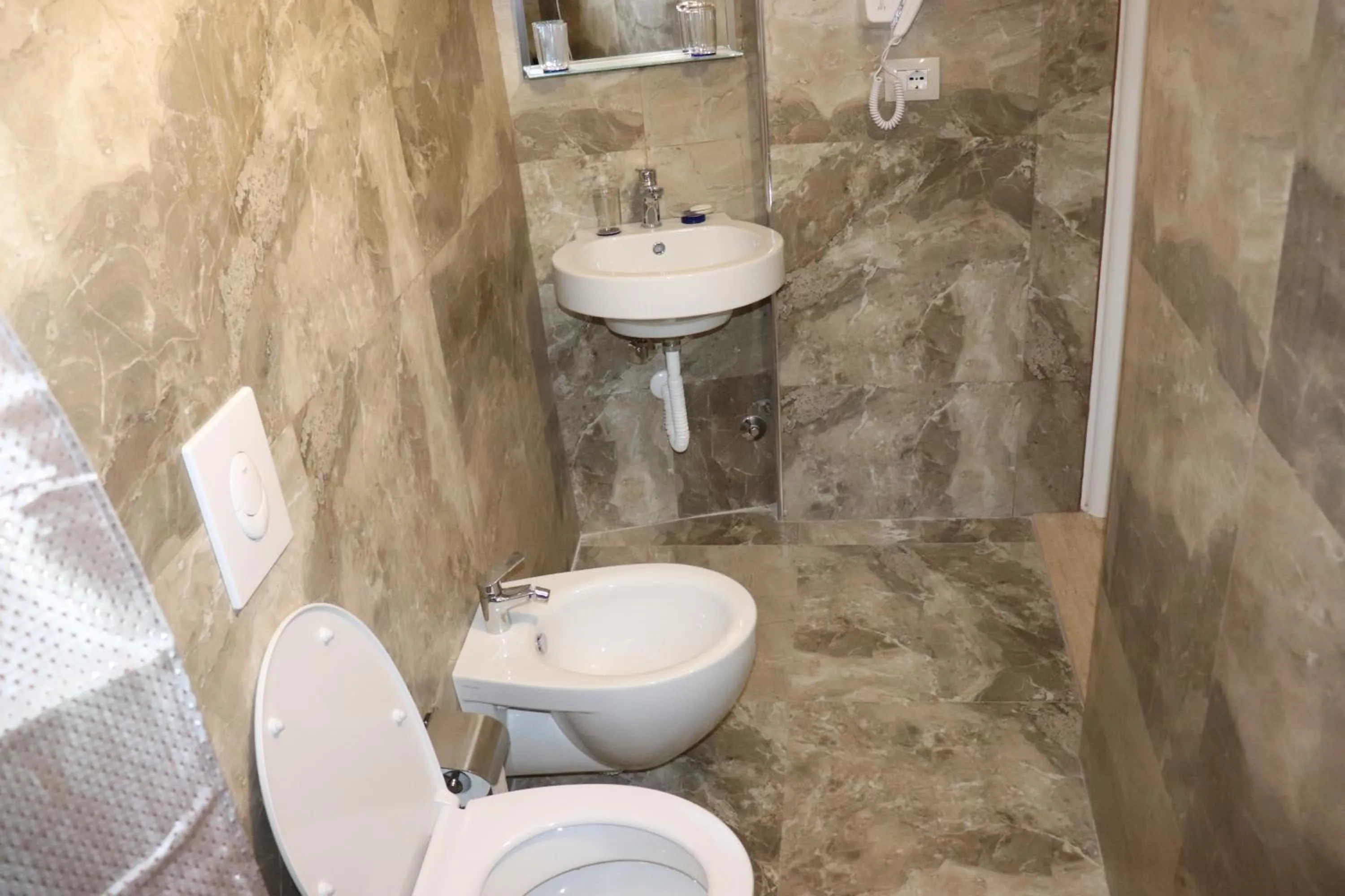 Shower in HOTEL VILA TWIX