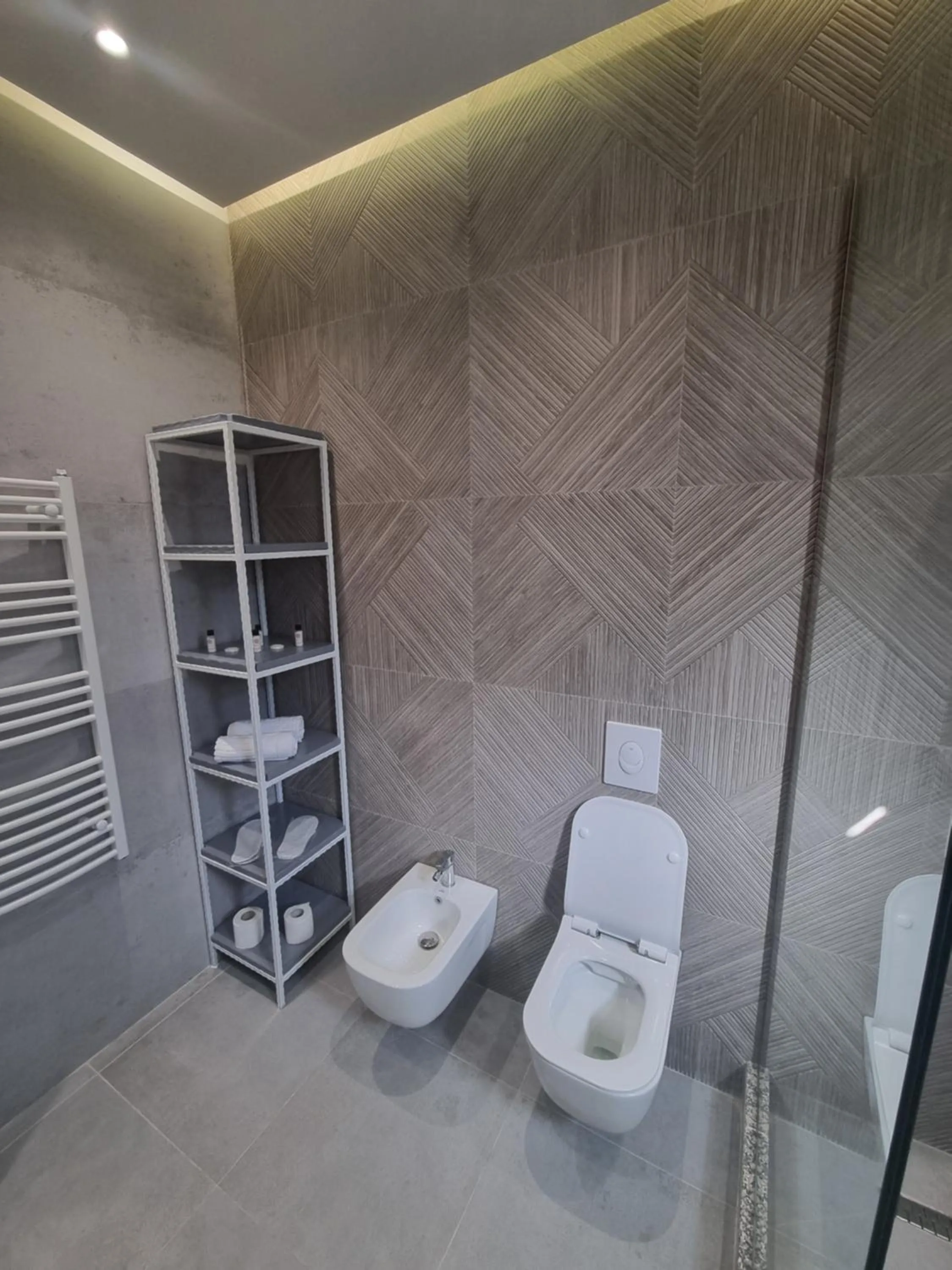 Toilet in HOTEL VILA TWIX