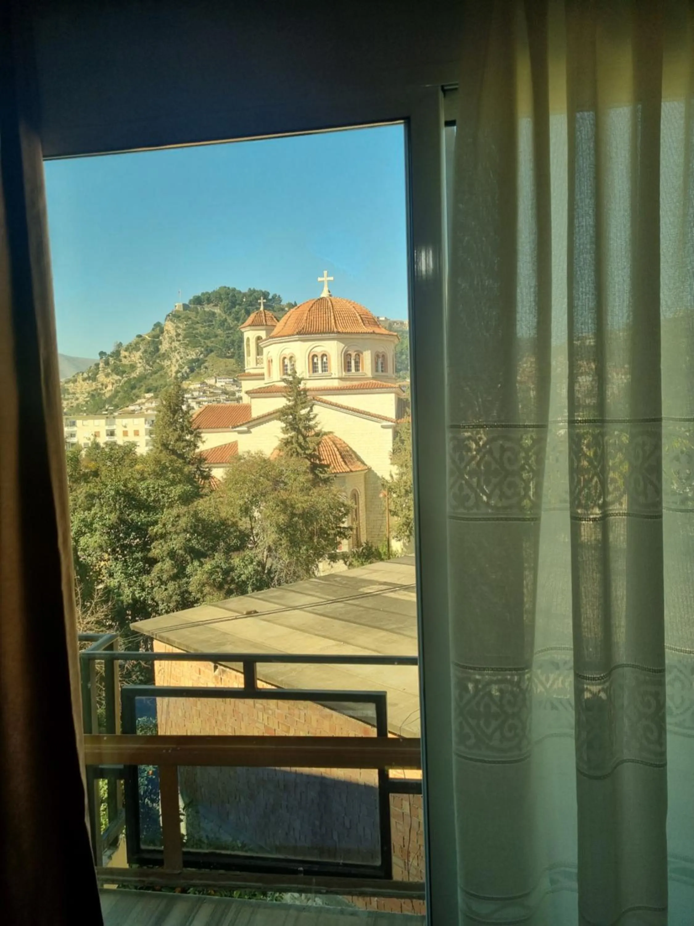 Day in HOTEL VILA TWIX