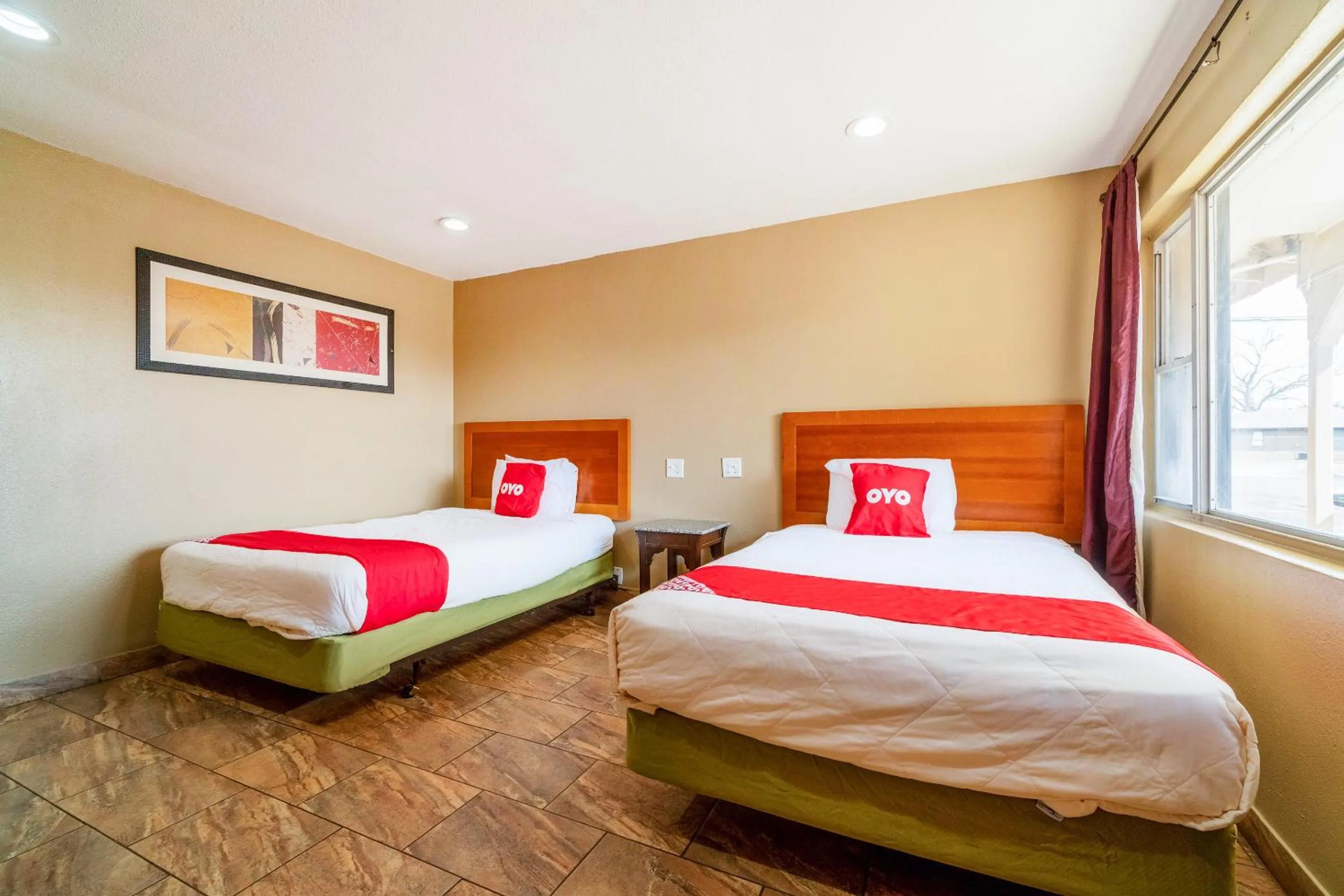 Bedroom in Capital O Hotel Beeville -US 181