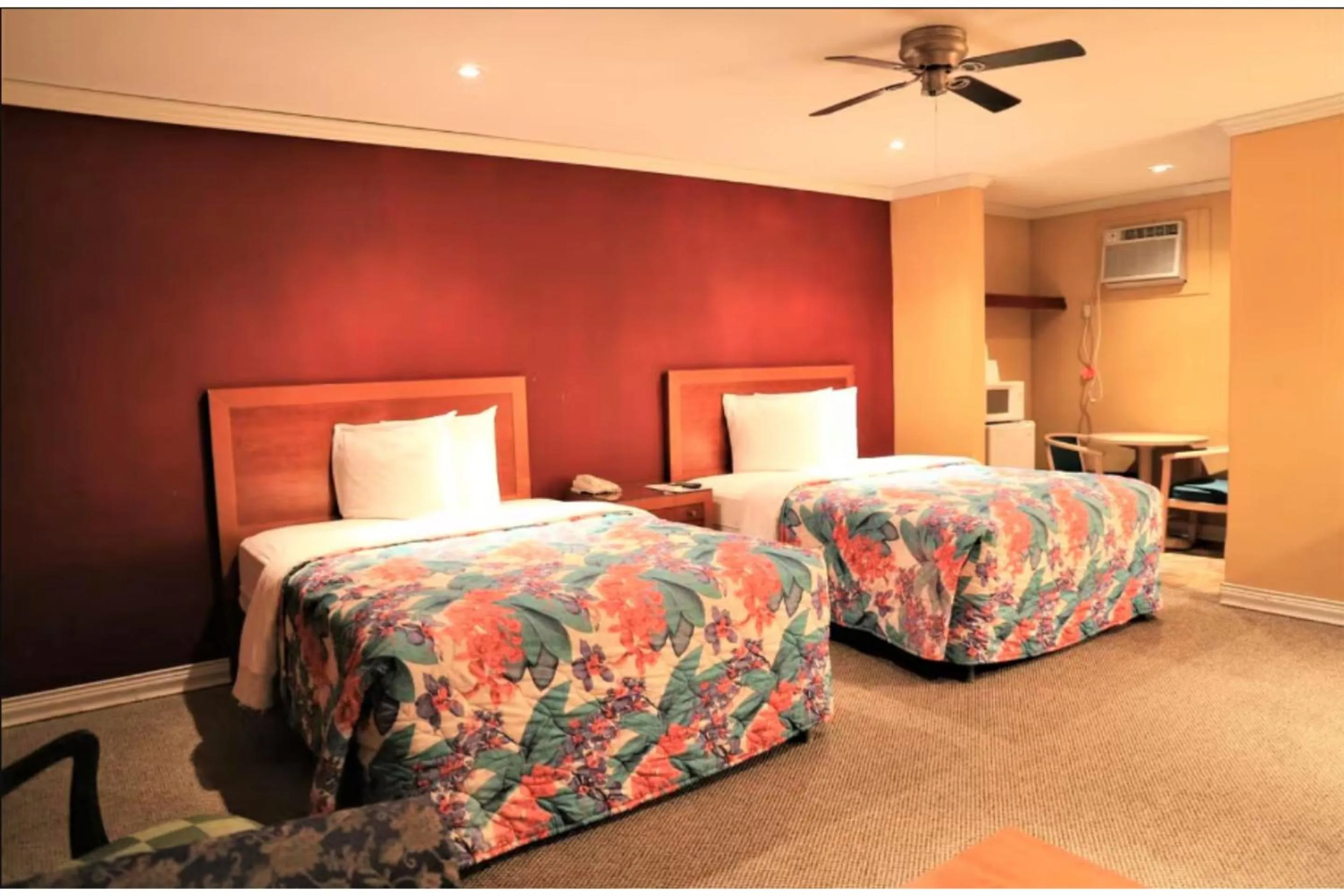 Bedroom in Capital O Hotel Beeville -US 181