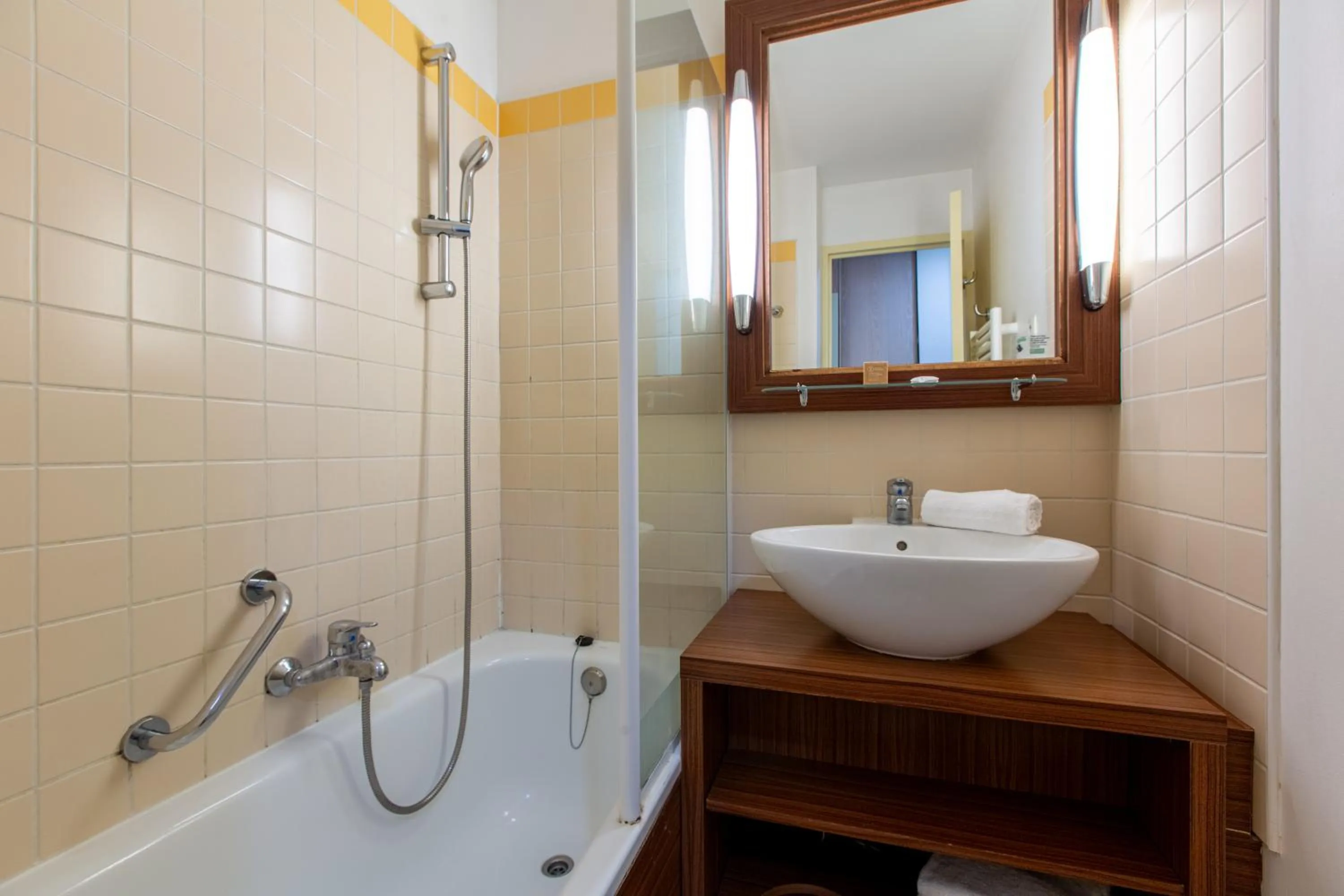 Bathroom in Pierre & Vacances Le Moulin des Cordeliers