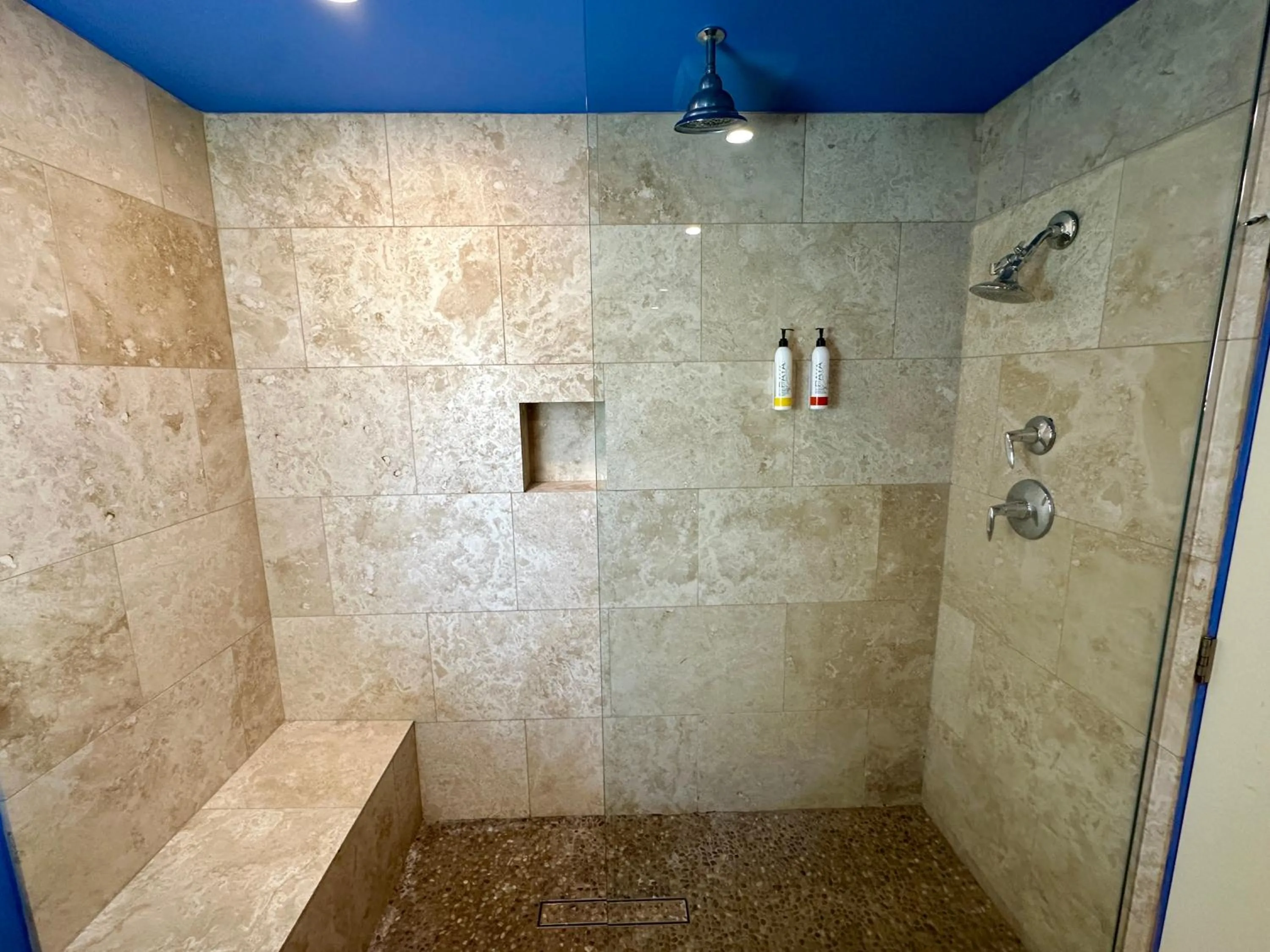 Vista Grande Resort - A Gay Men's Resort