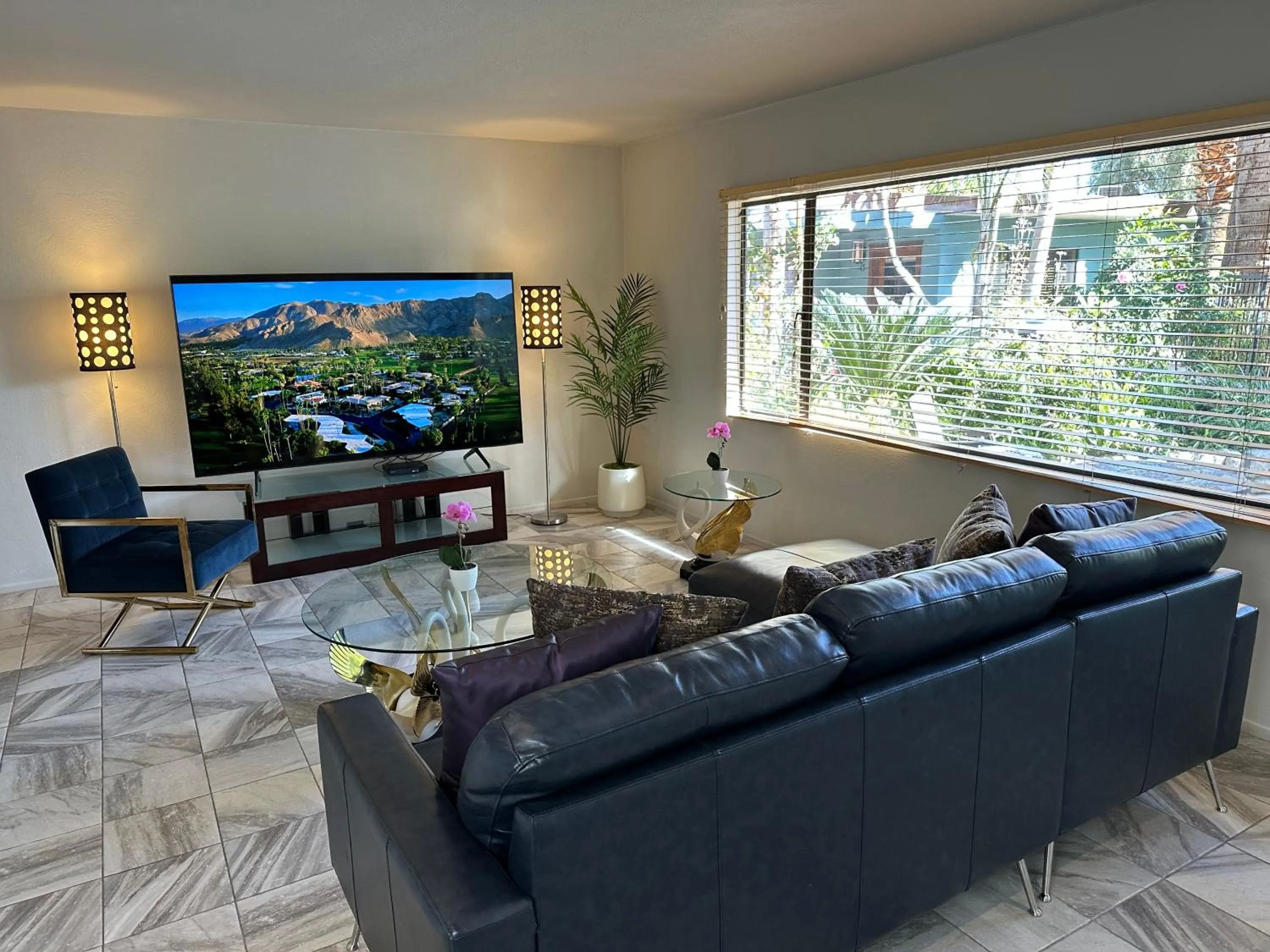 Vista Grande Resort - A Gay Men's Resort