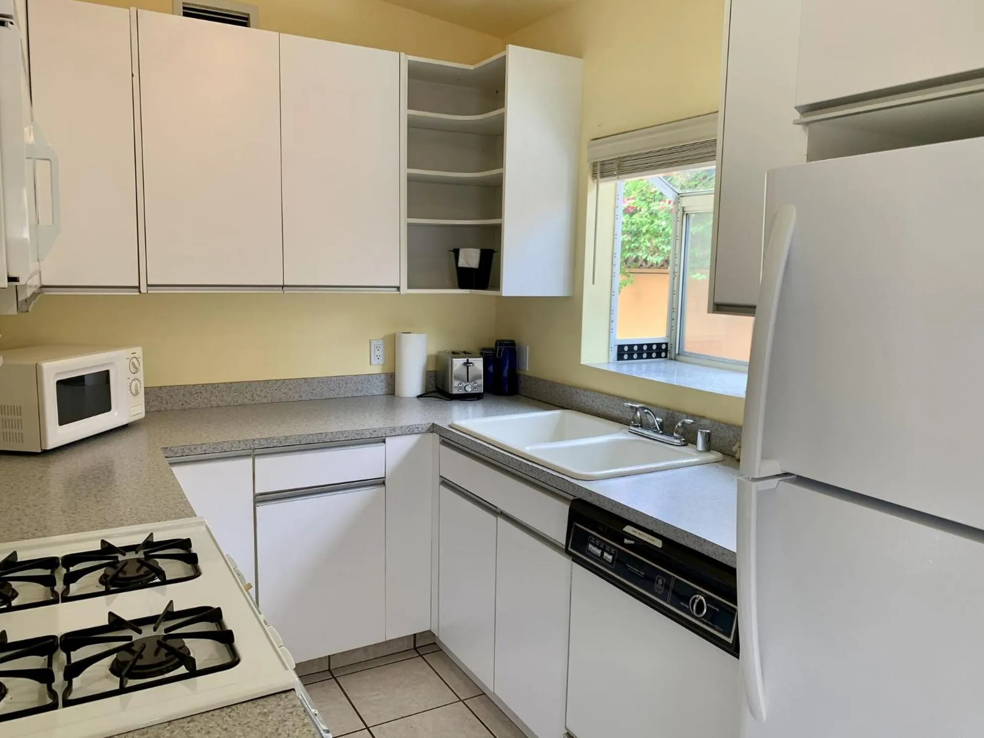 Vista Grande Resort - A Gay Men's Resort