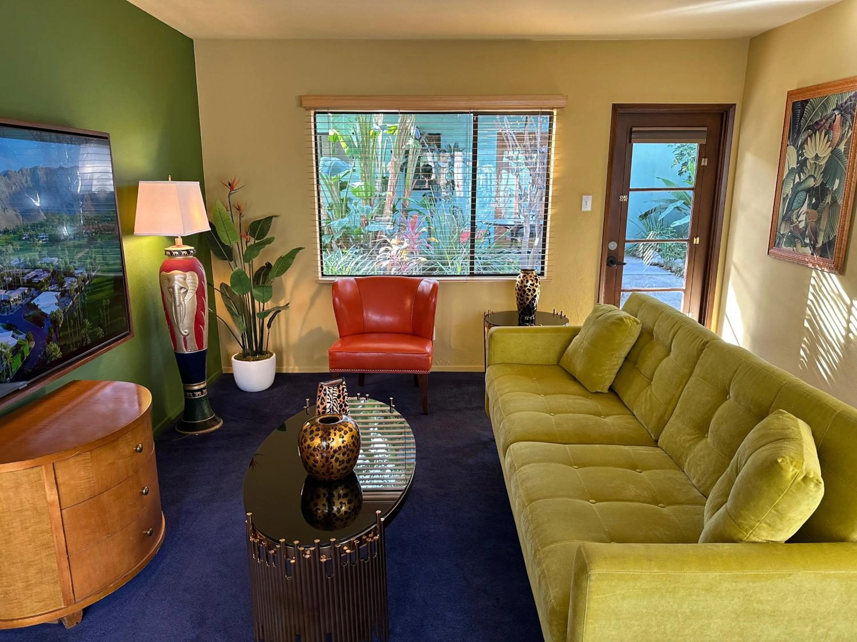 Vista Grande Resort - A Gay Men's Resort