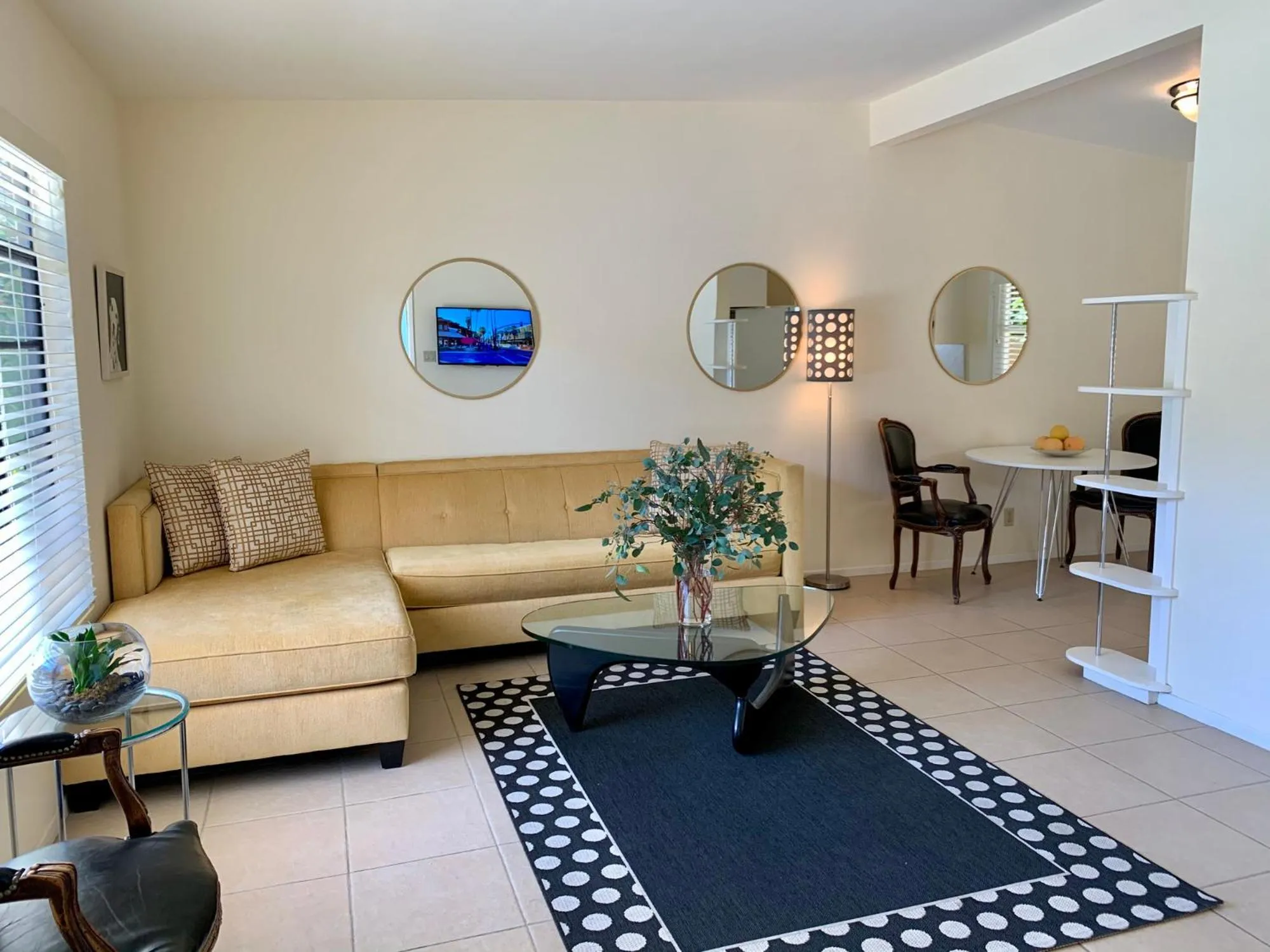 Vista Grande Resort - A Gay Men's Resort