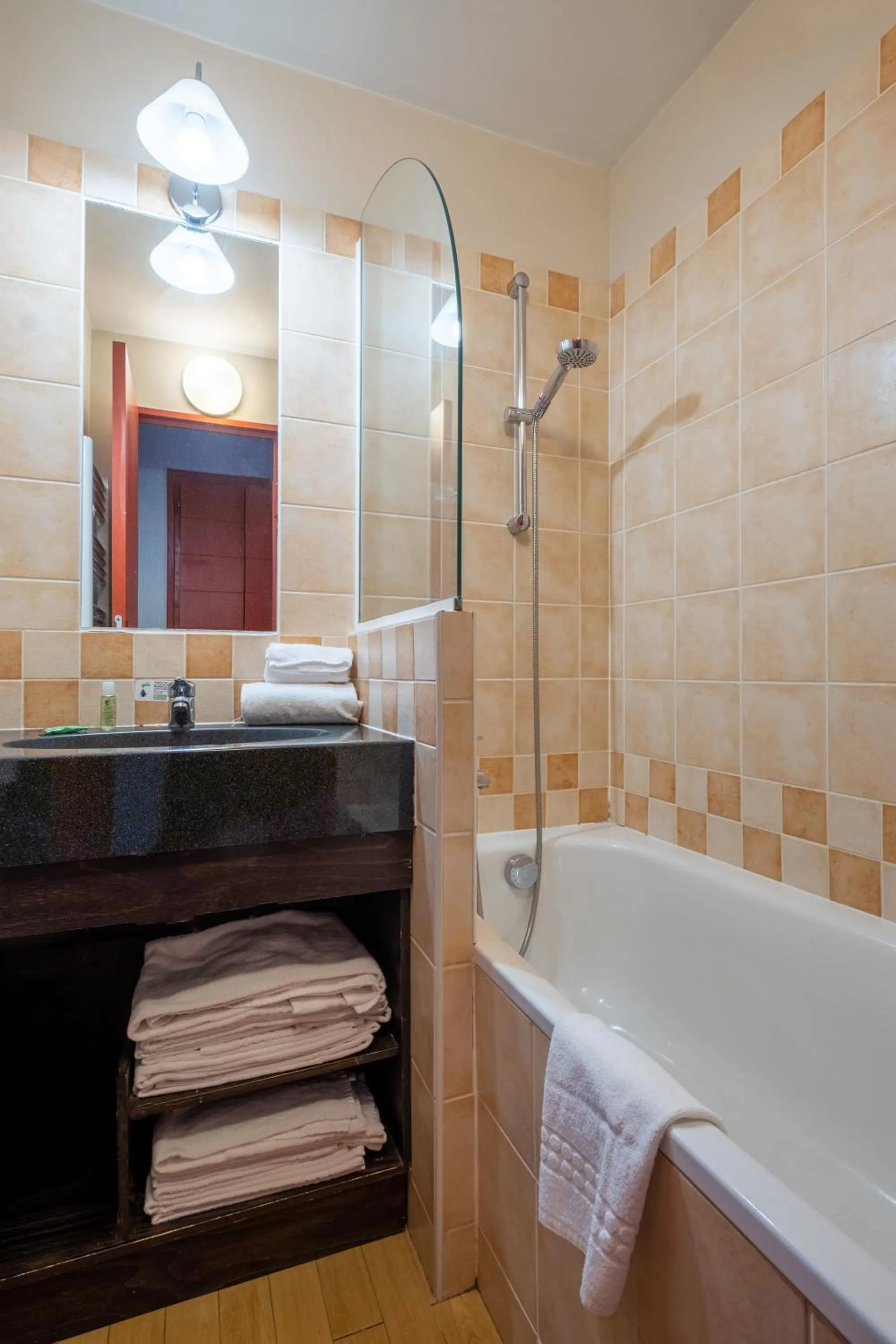 Bathroom in Résidence Pierre & Vacances Saskia Falaise