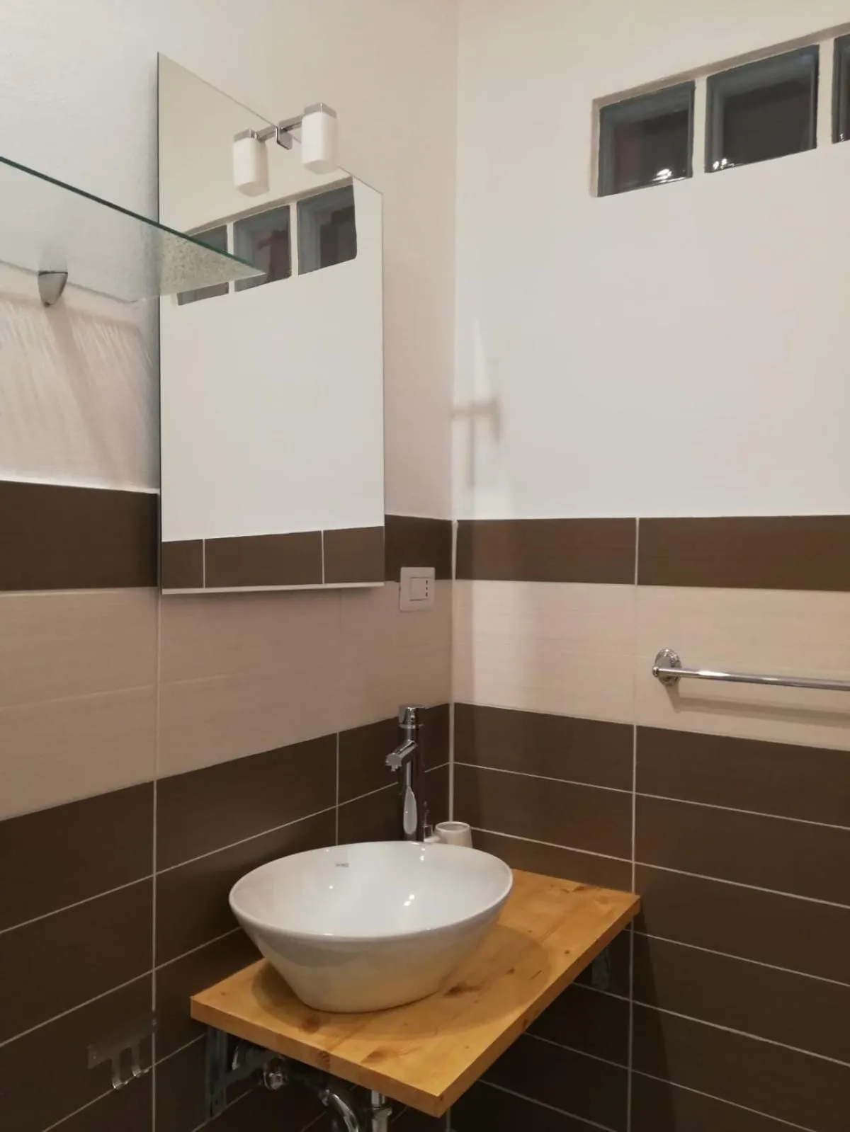 Toilet in Le Gorgoni b&b