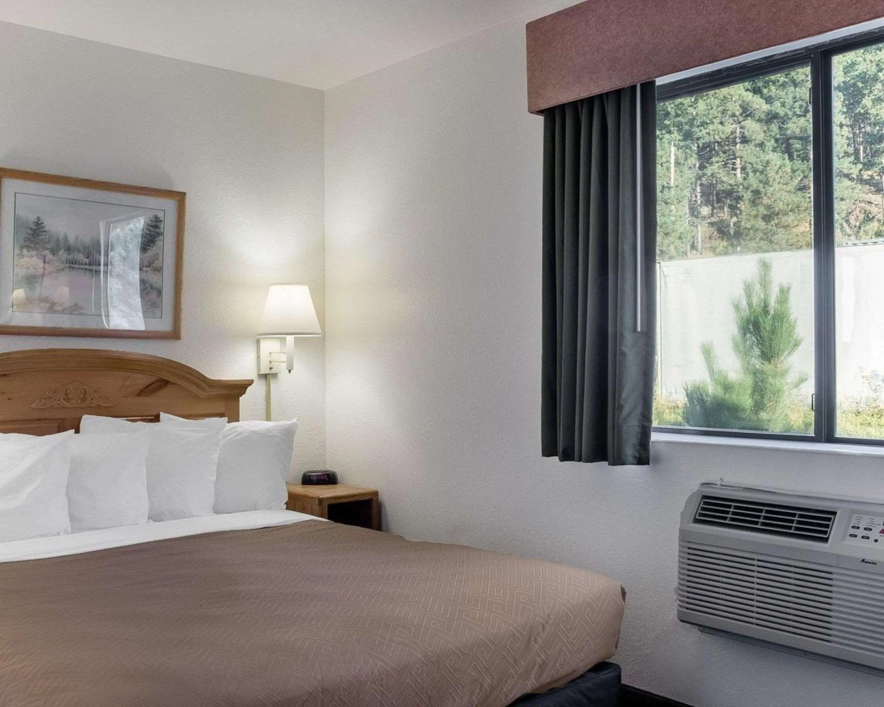 Photo of the whole room in Royal Inn Keystone