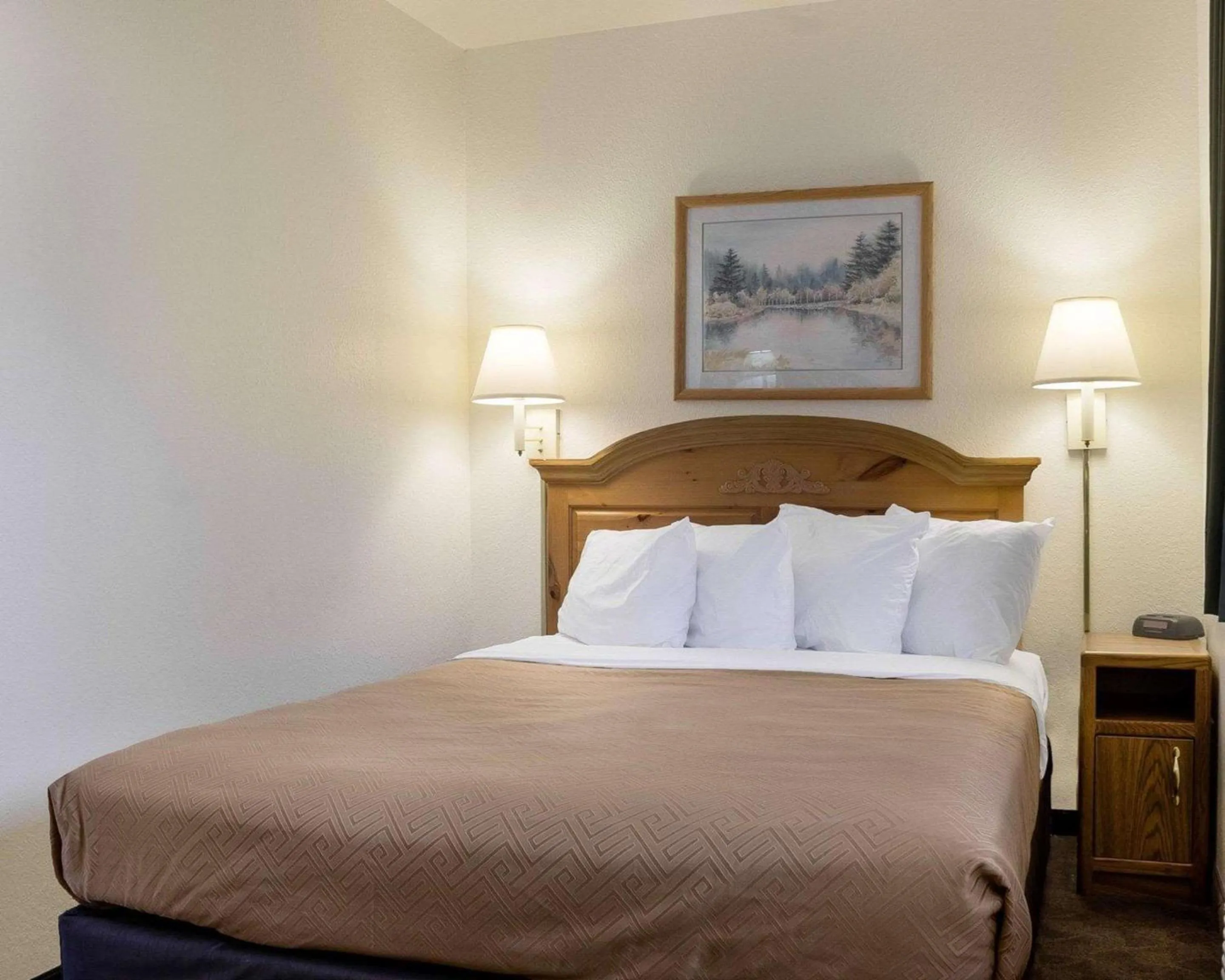 Photo of the whole room in Royal Inn Keystone