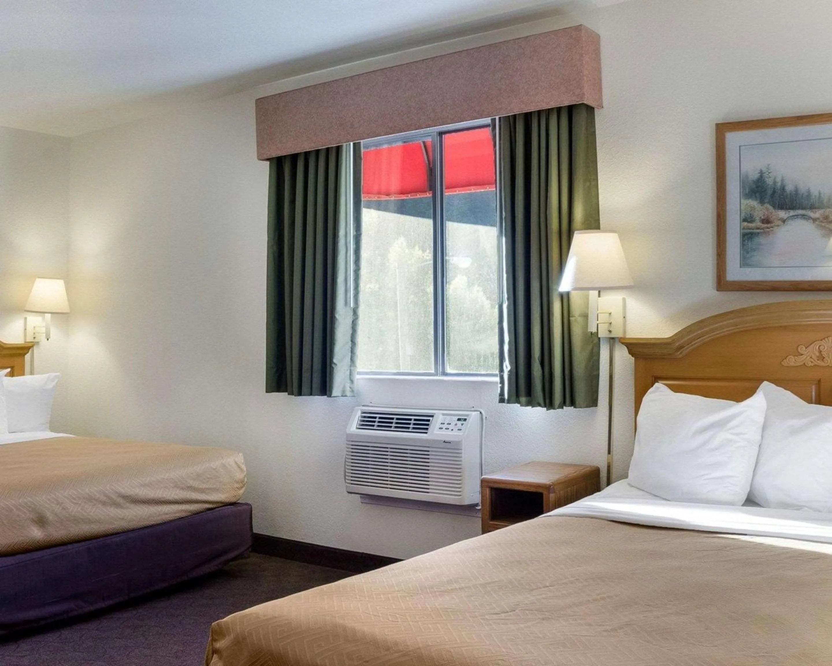 Photo of the whole room in Royal Inn Keystone