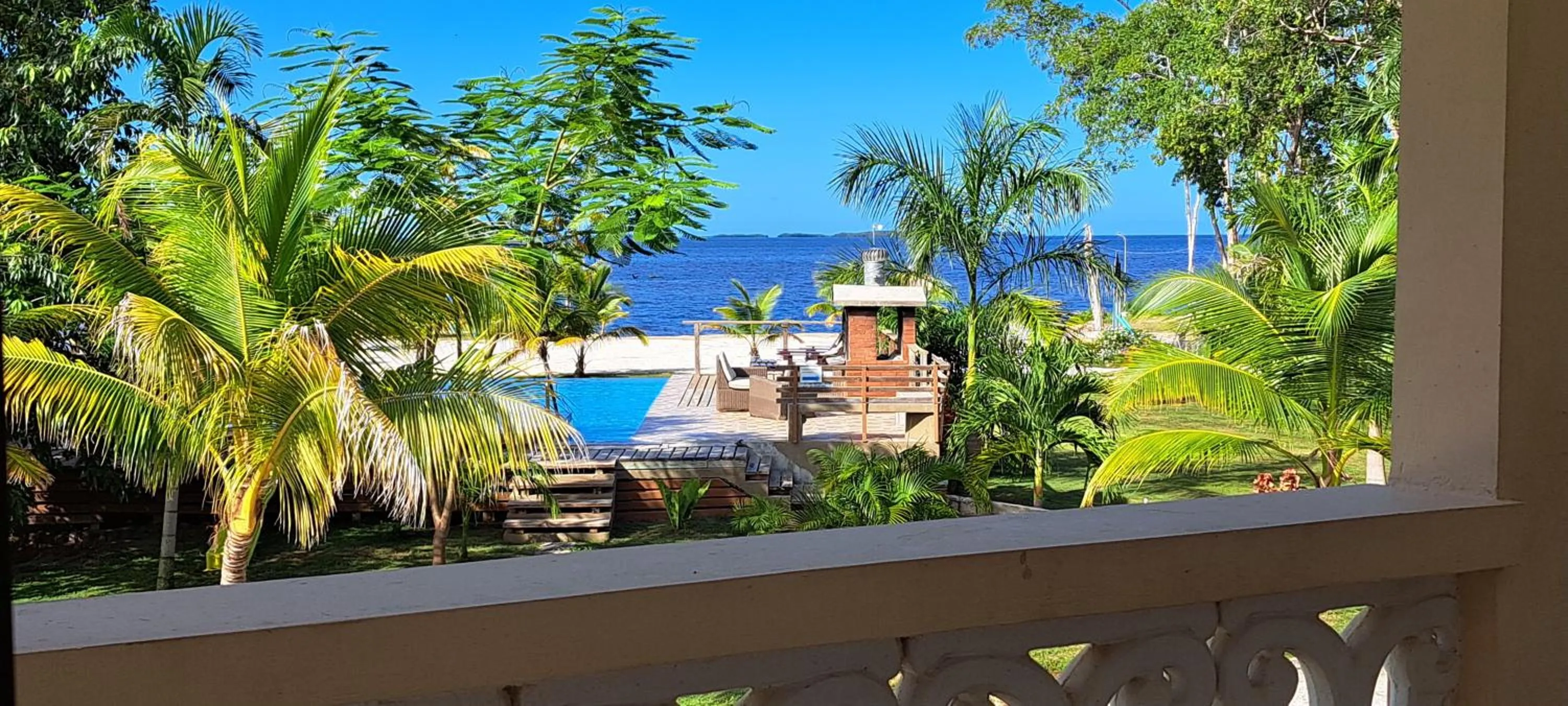 Balcony/Terrace in Seaside Chateau Resort