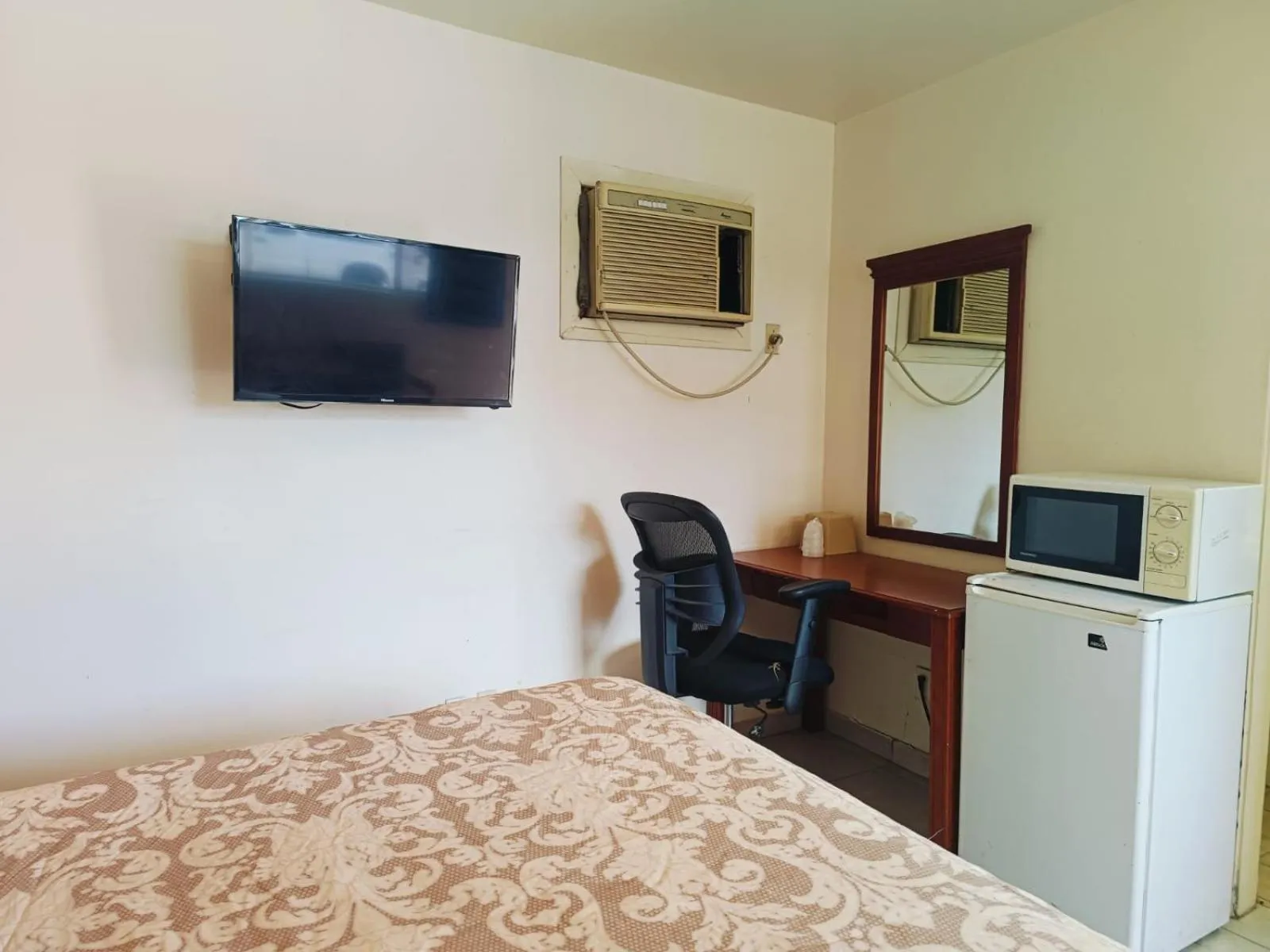 Bedroom in Pen Ann by Capital O Pharr-McAllen TX