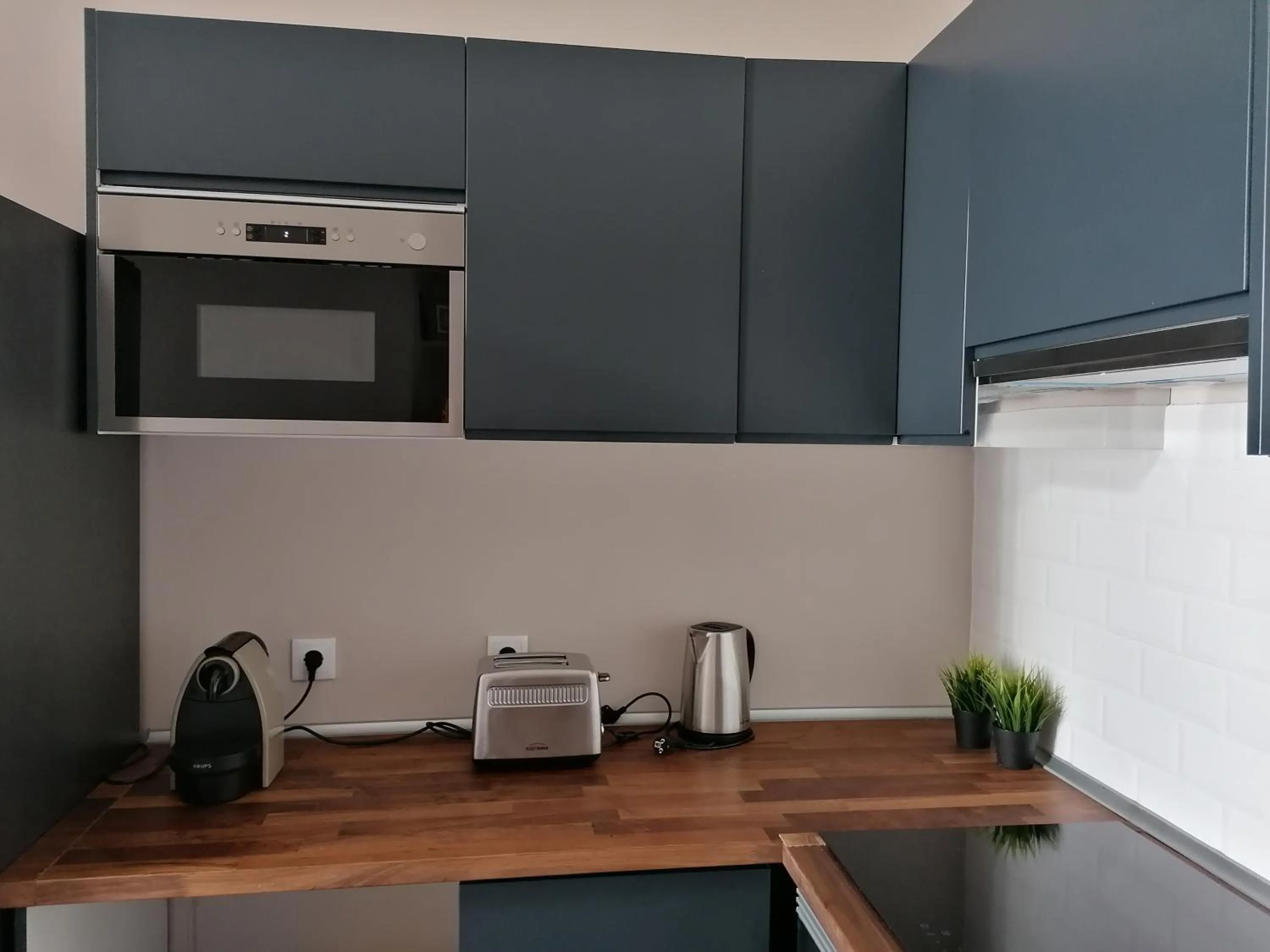 Temple Suites Guesthouse