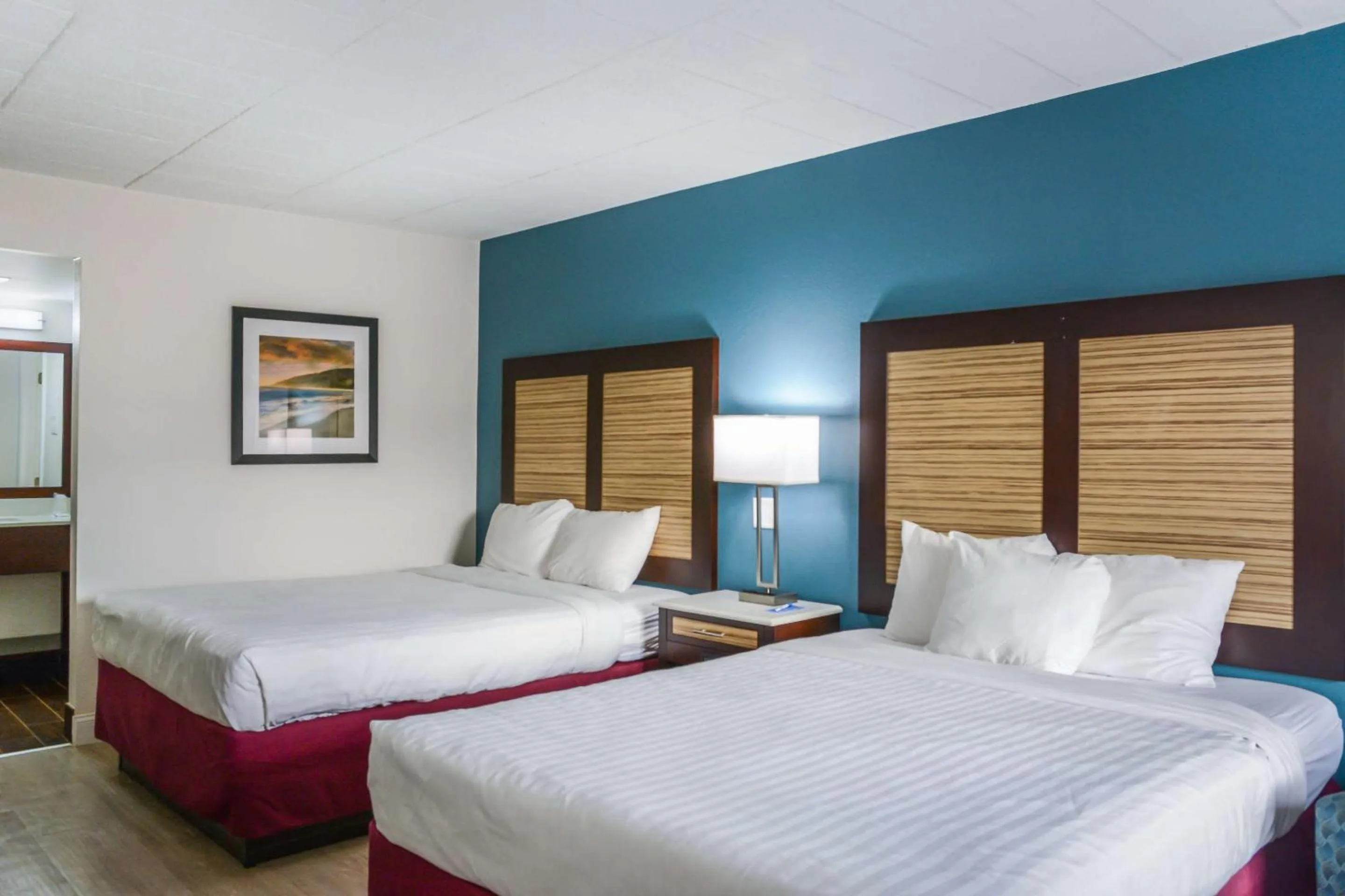 Bedroom, Bed in Rodeway Inn Milford