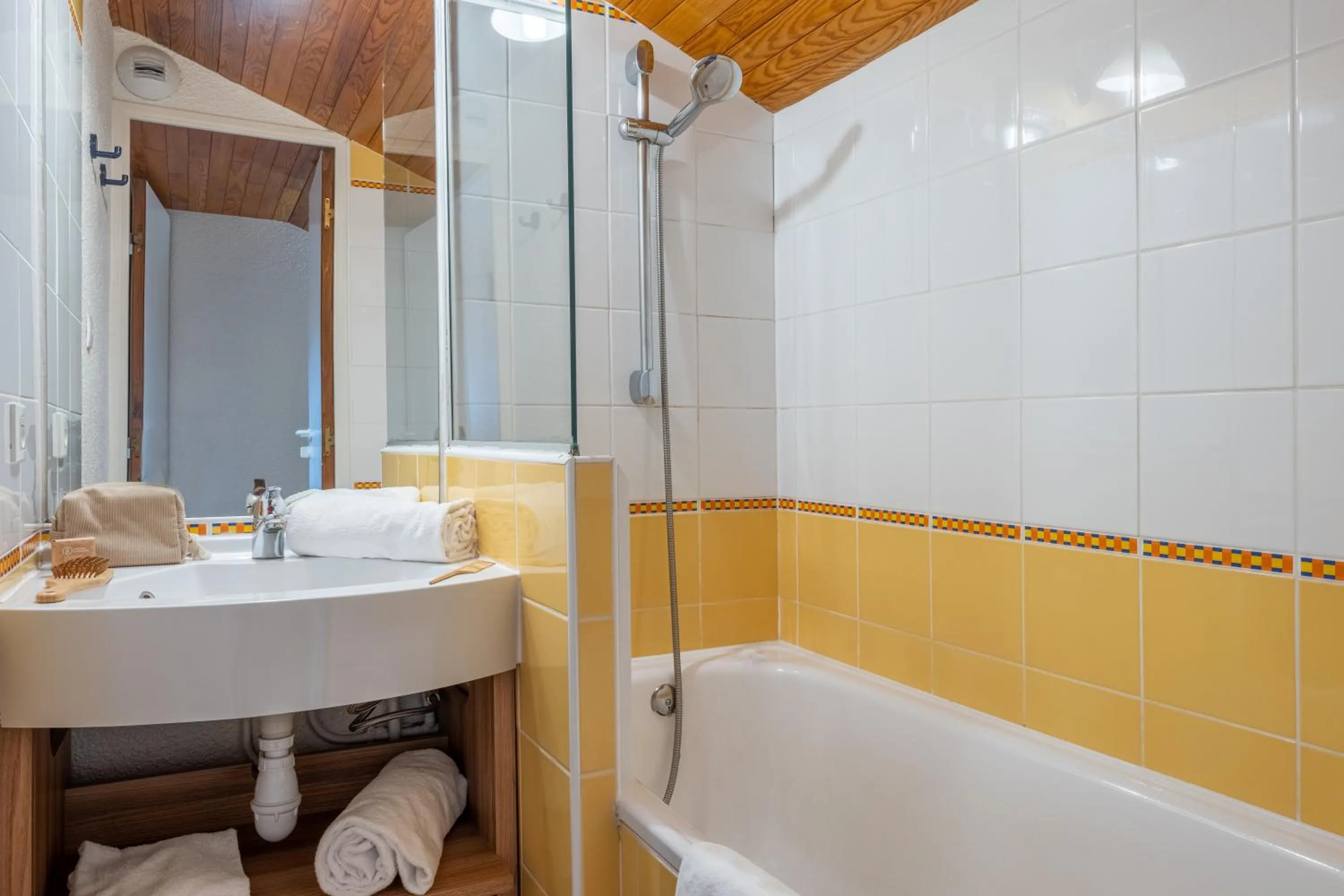 Bathroom in Résidence Pierre & Vacances Les Sentiers du Tueda