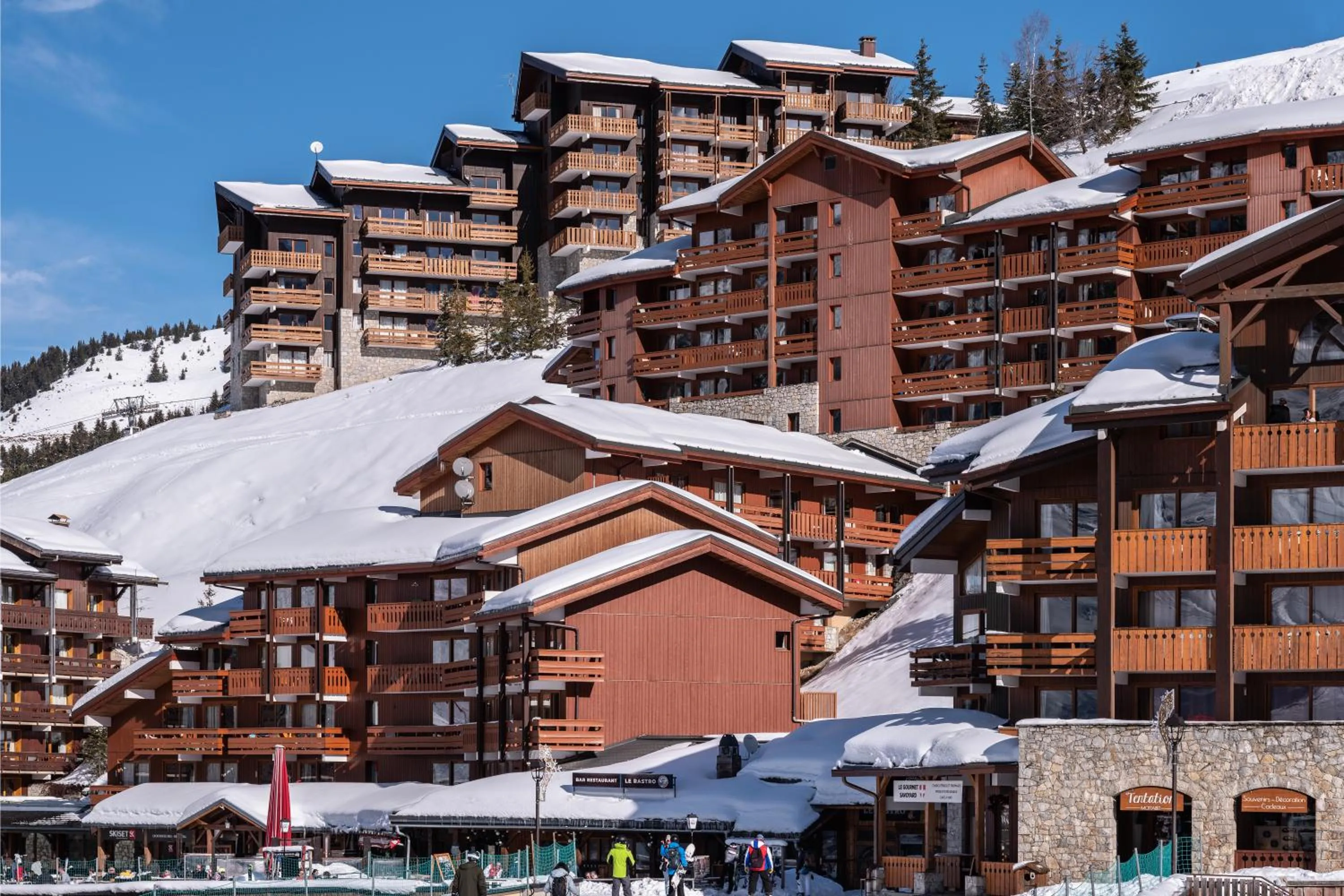 Property building in Résidence Pierre & Vacances Les Sentiers du Tueda