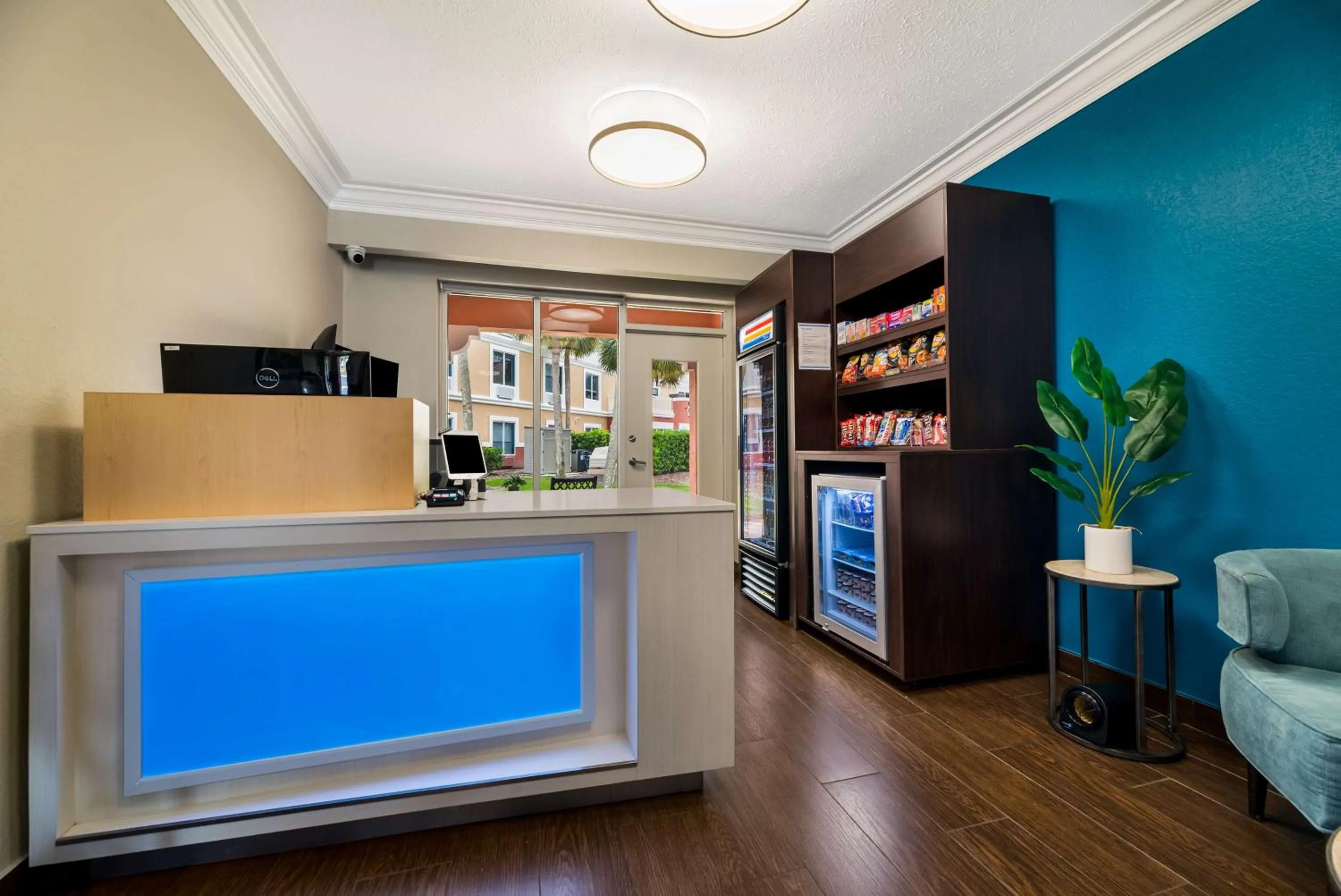 Lobby or reception in SureStay Plus Hotel by Best Western The Villages