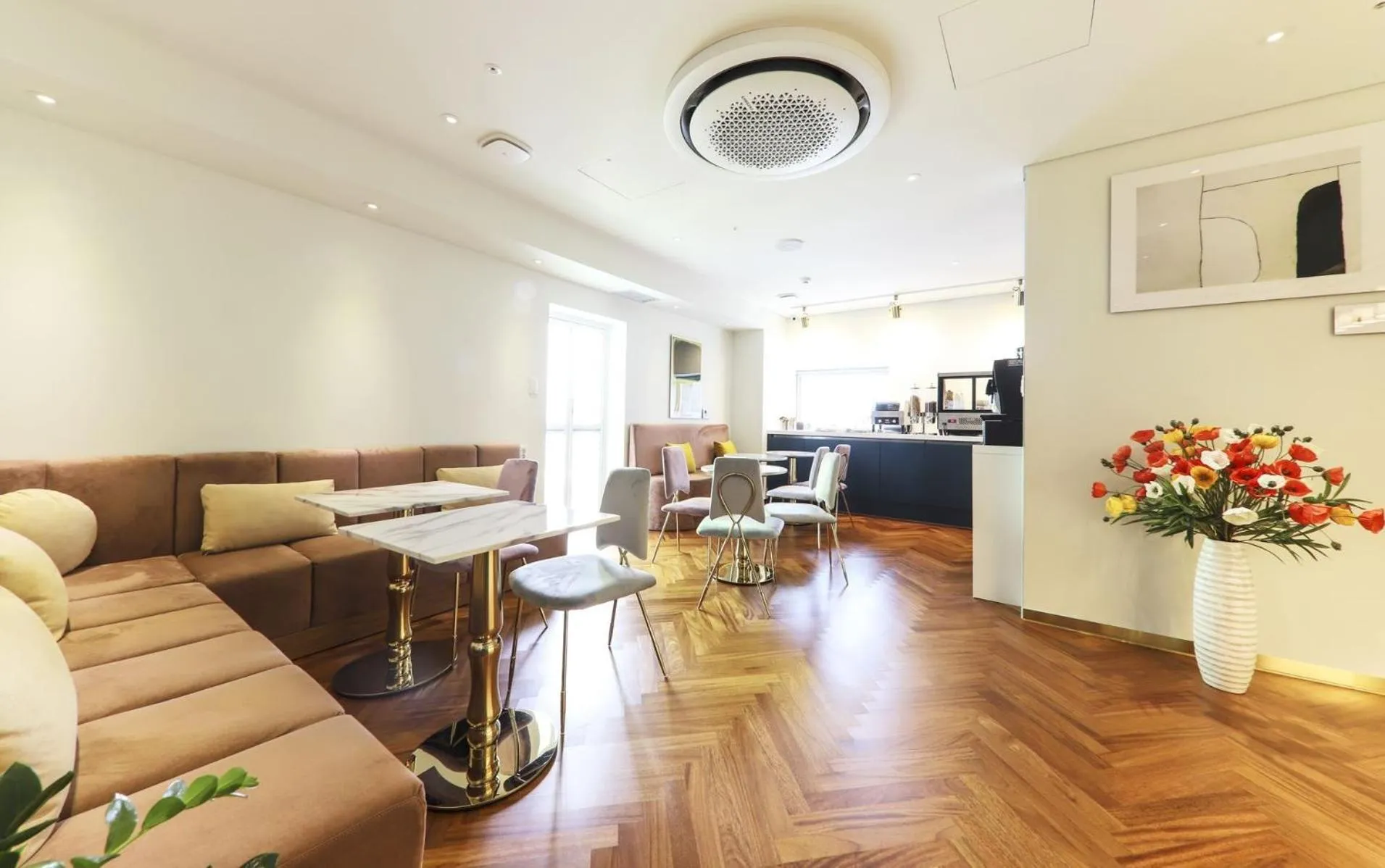 Living room in Ocean 2Heaven Hotel Busan