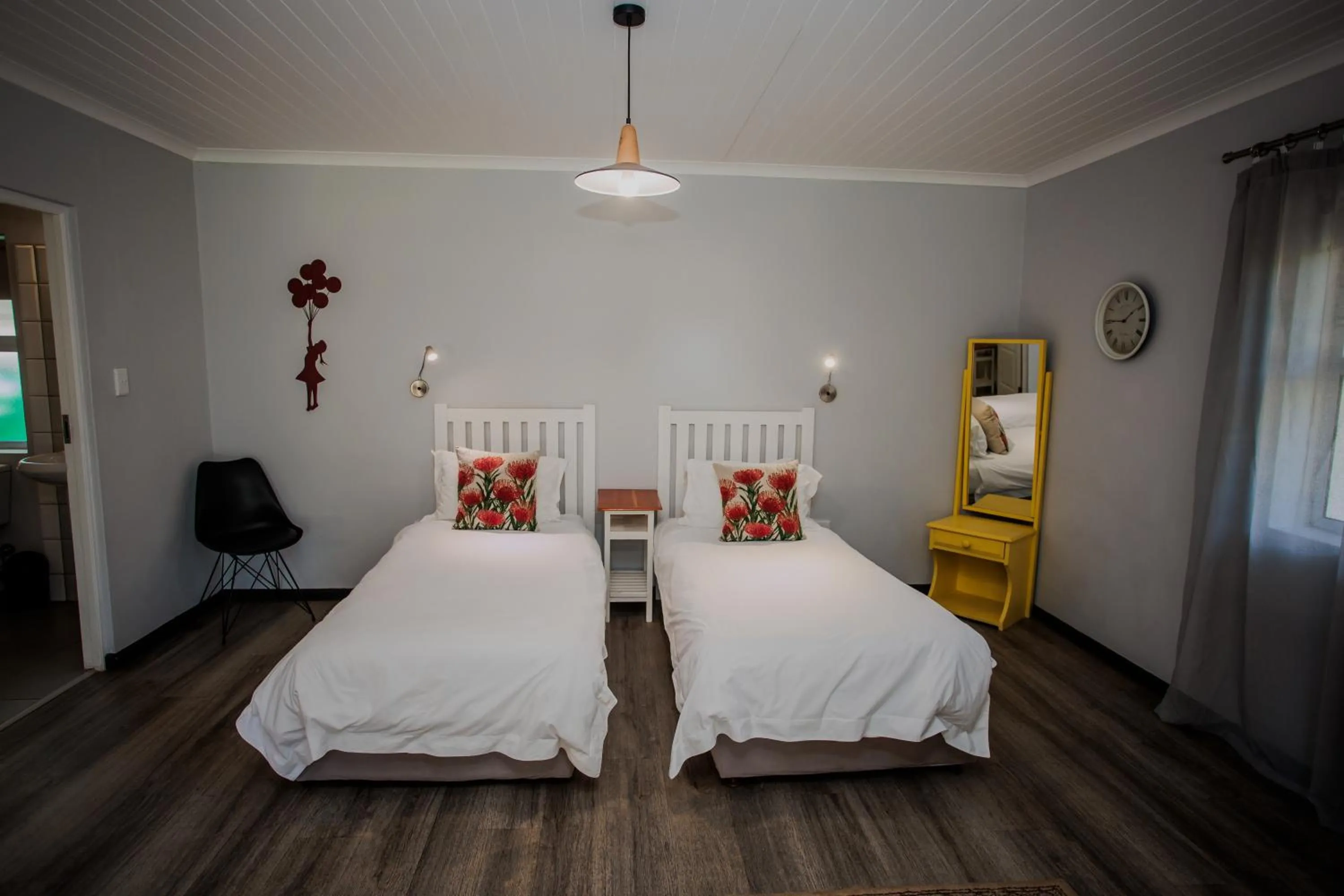 Bed in Aan de Eike Guest House