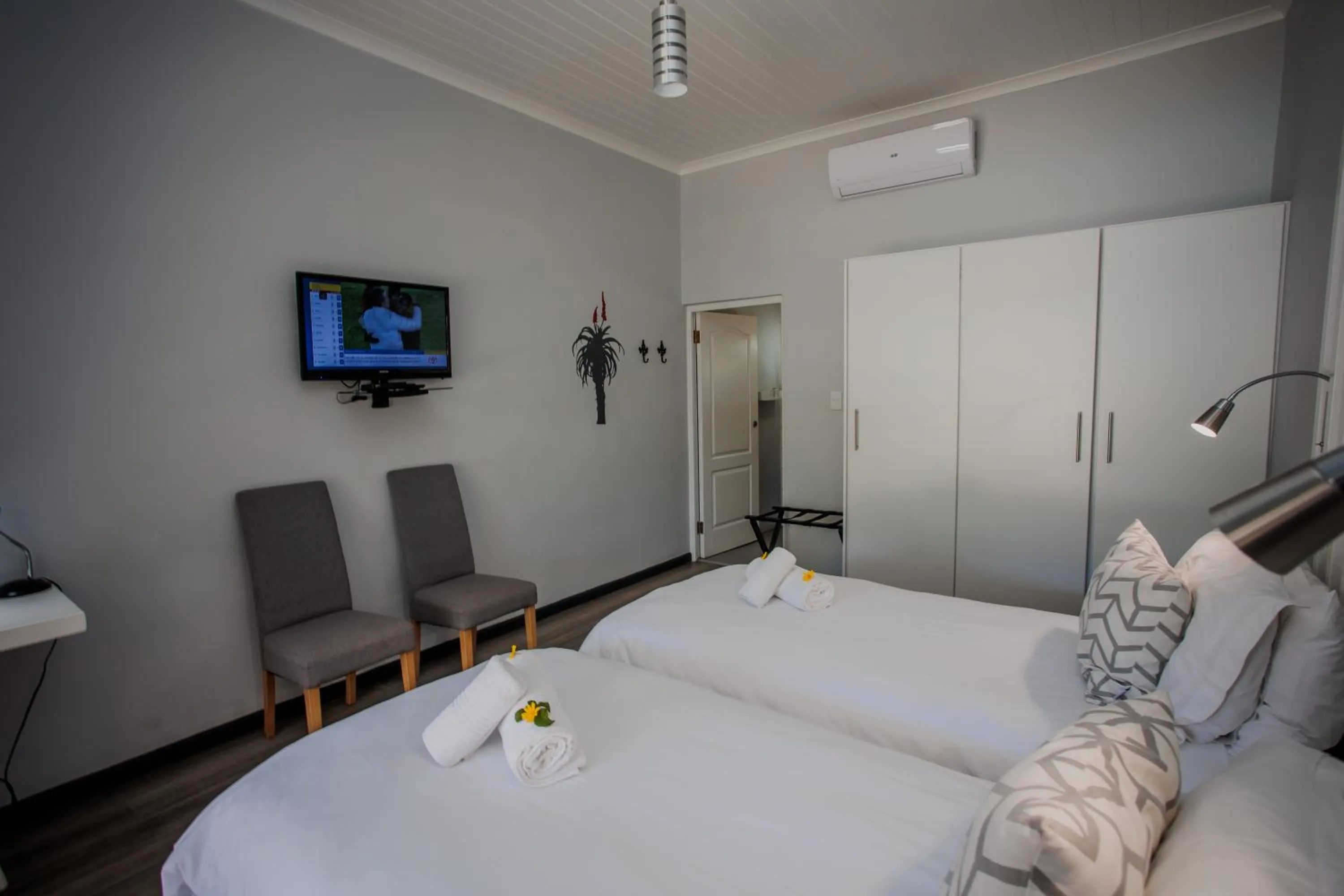 Bed in Aan de Eike Guest House