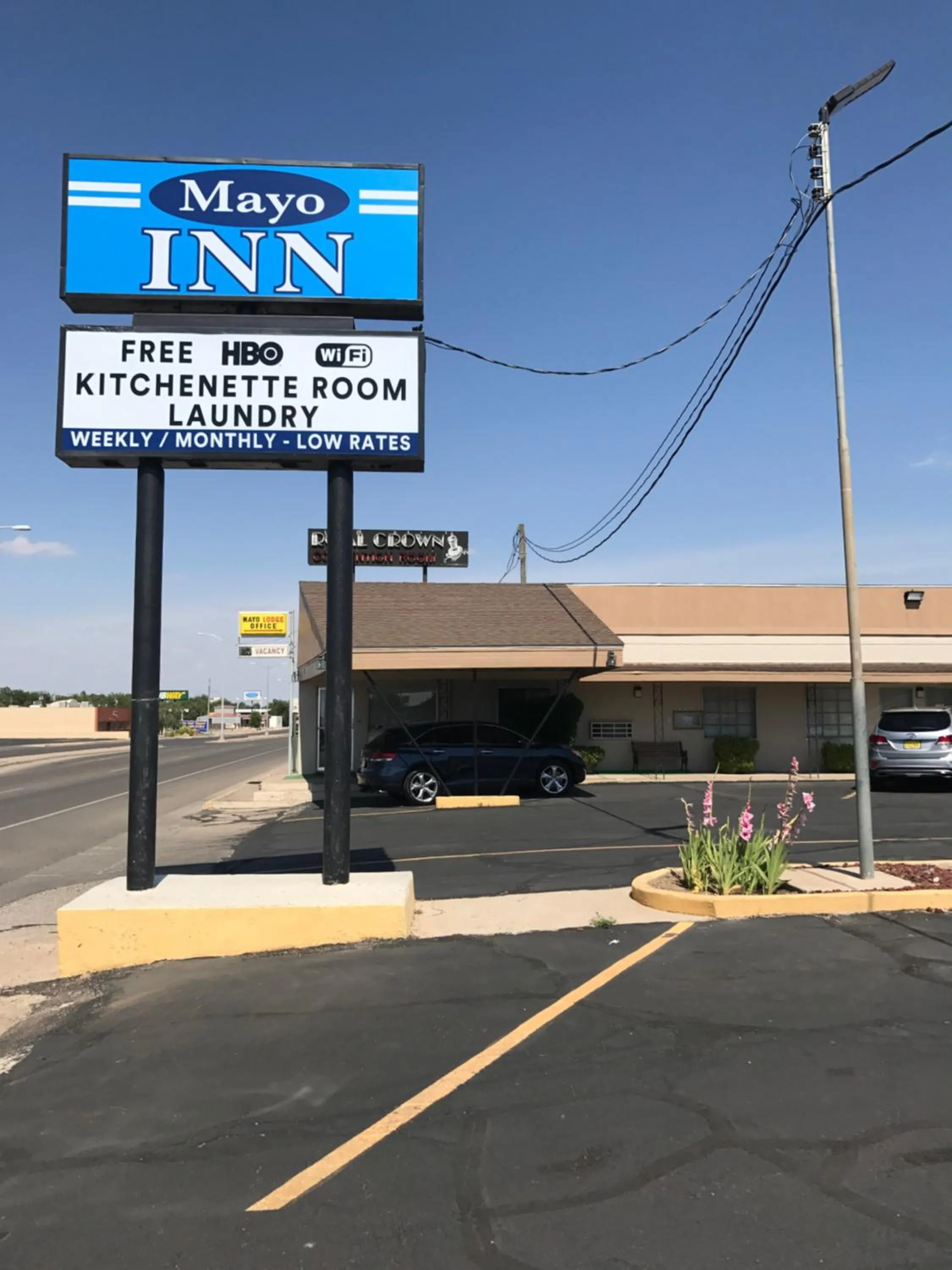Property building in Mayo Inn