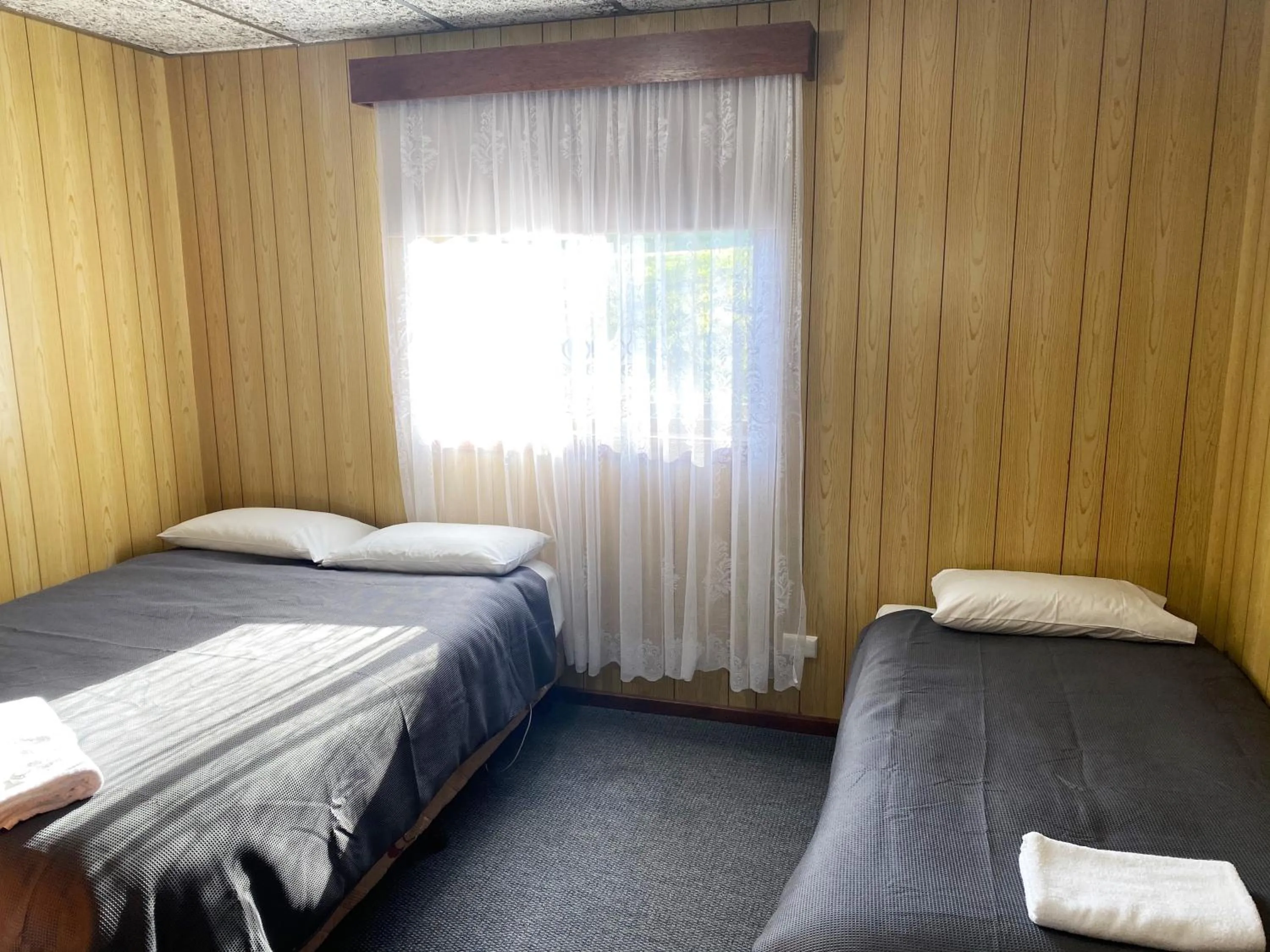 Bed in Limestone Coast Tourist Park