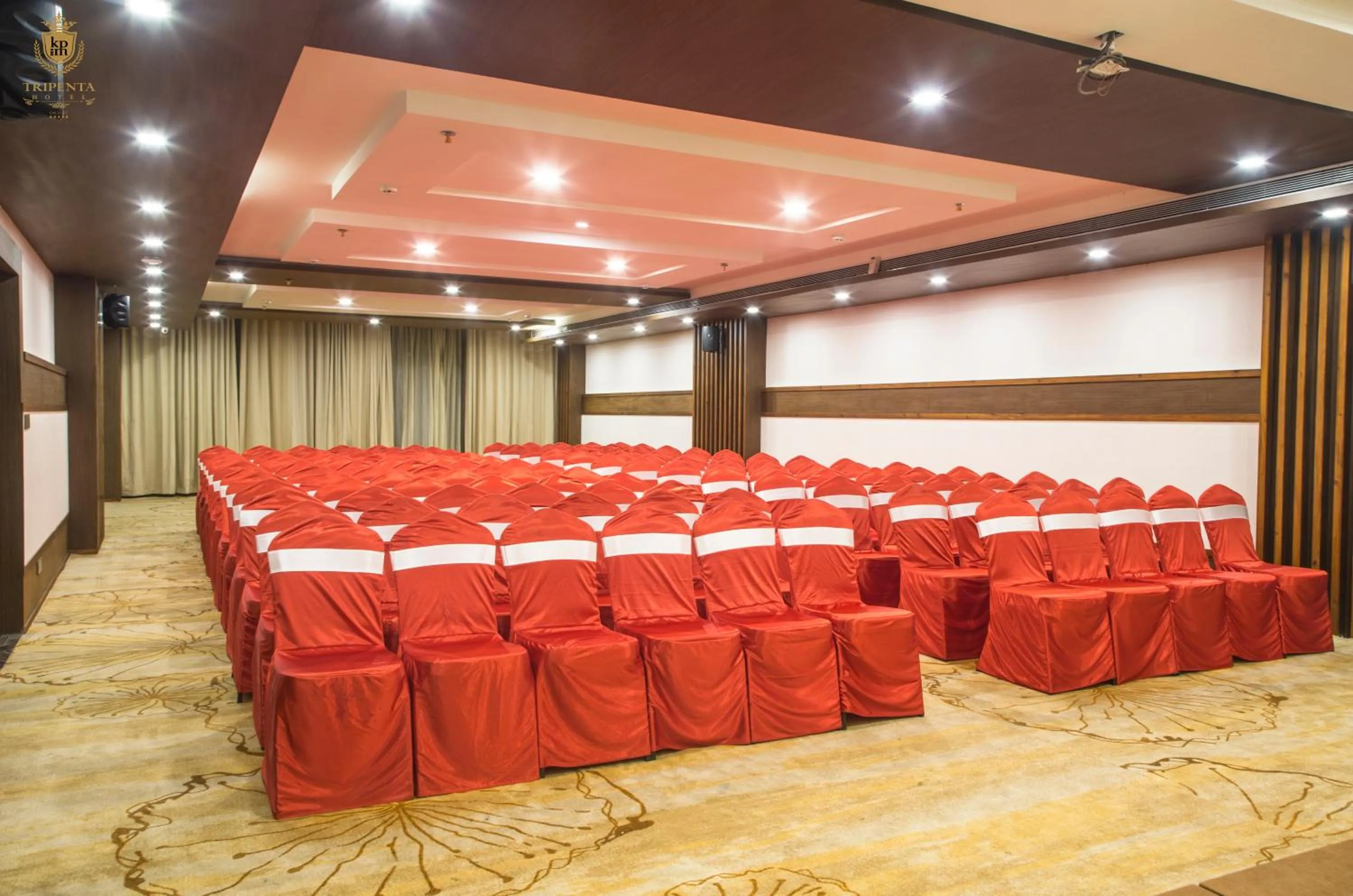 Business facilities in KPM TRIPENTA HOTEL