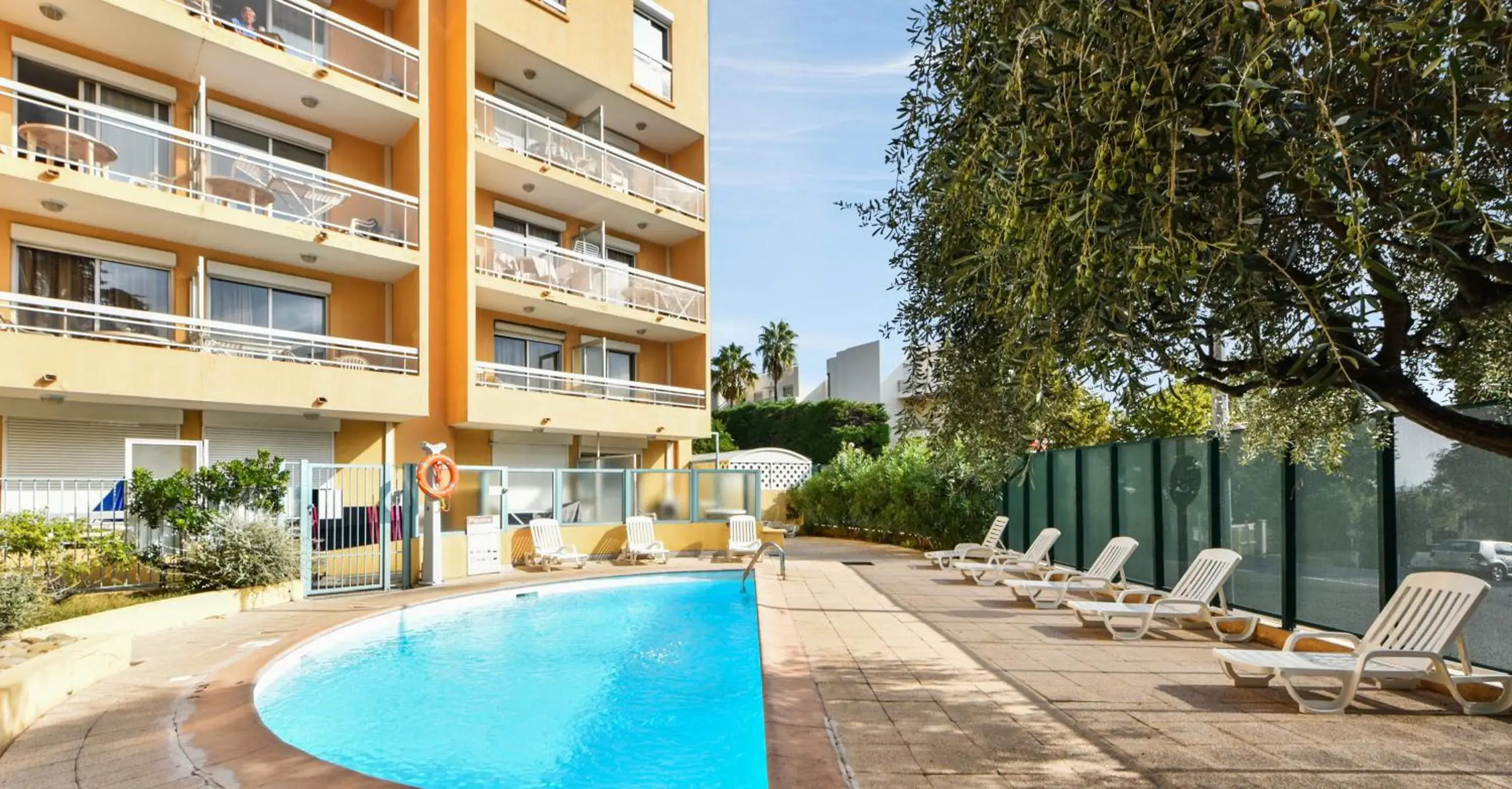 Résidence Pierre & Vacances La Rostagne Résidence Pierre & Vacances La Rostagne