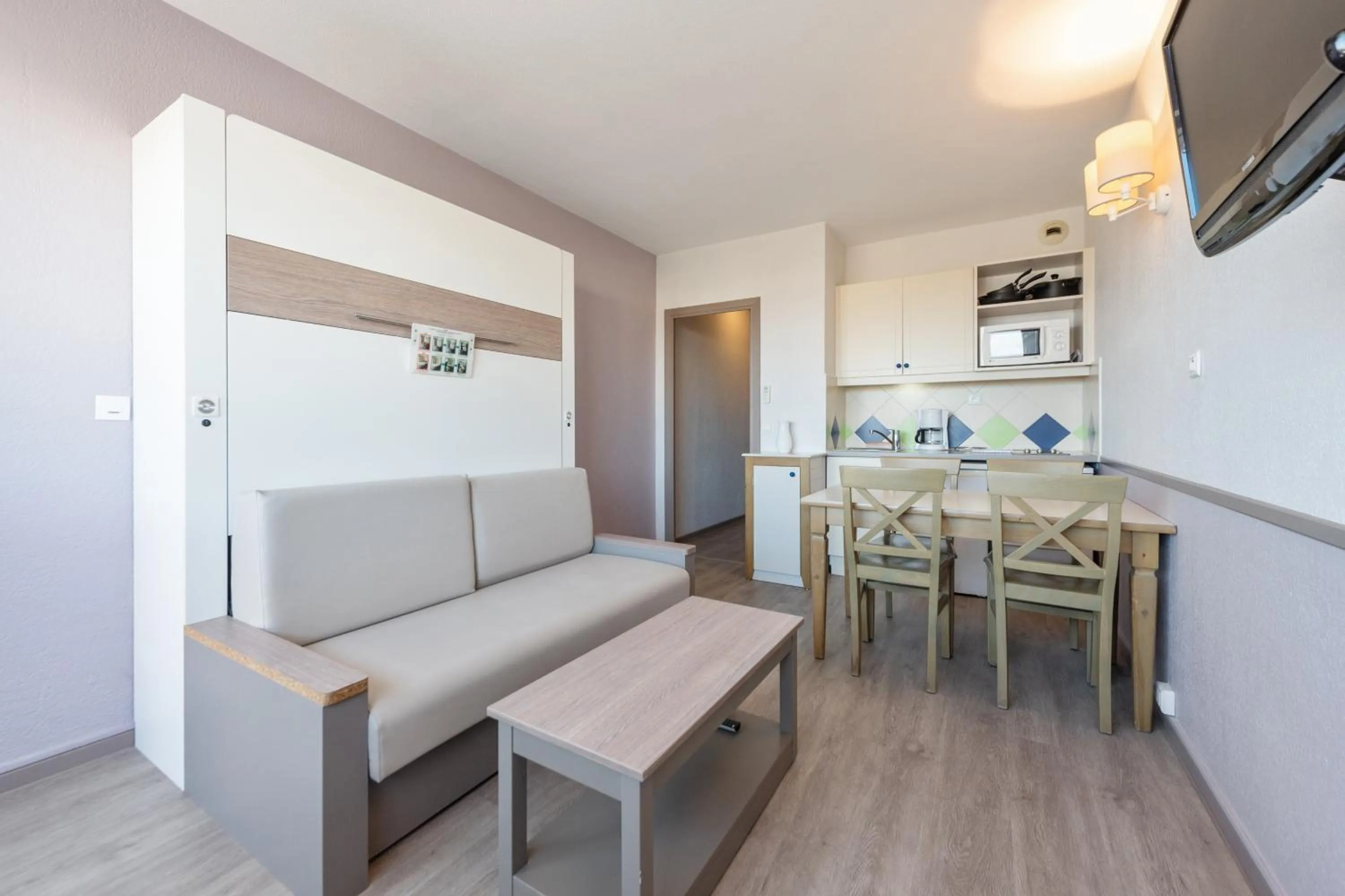 Day in Résidence Pierre & Vacances La Rostagne