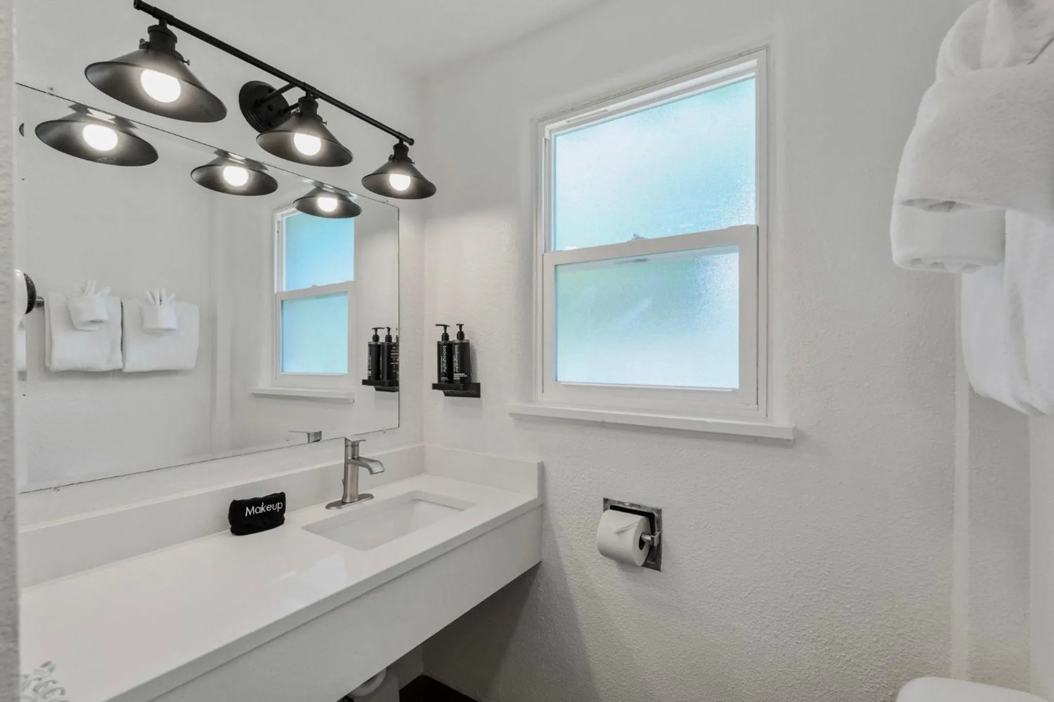 Bathroom in Adventure Inn Durango