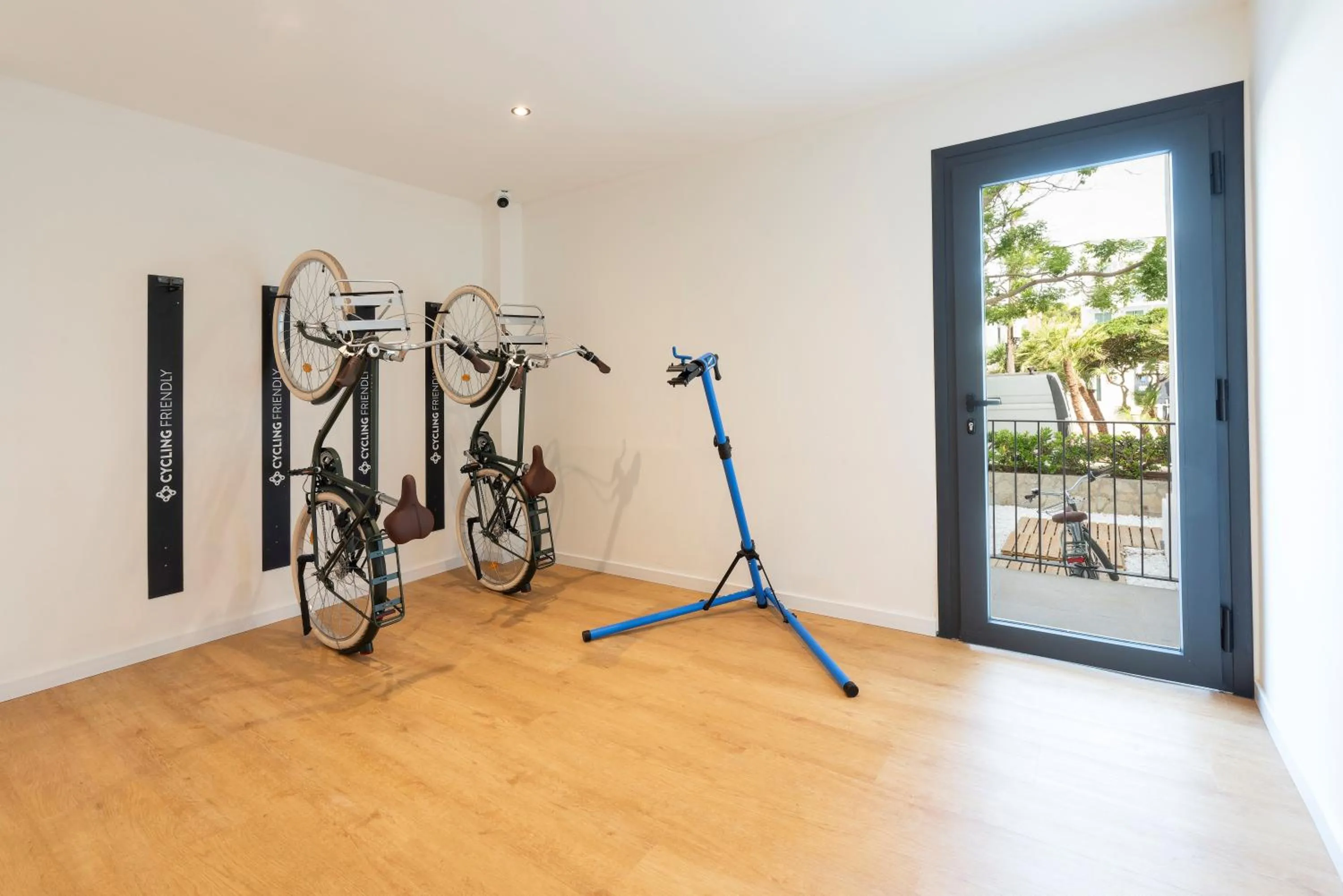Cycling in Copaiba by Honne Hotels - Adults Only