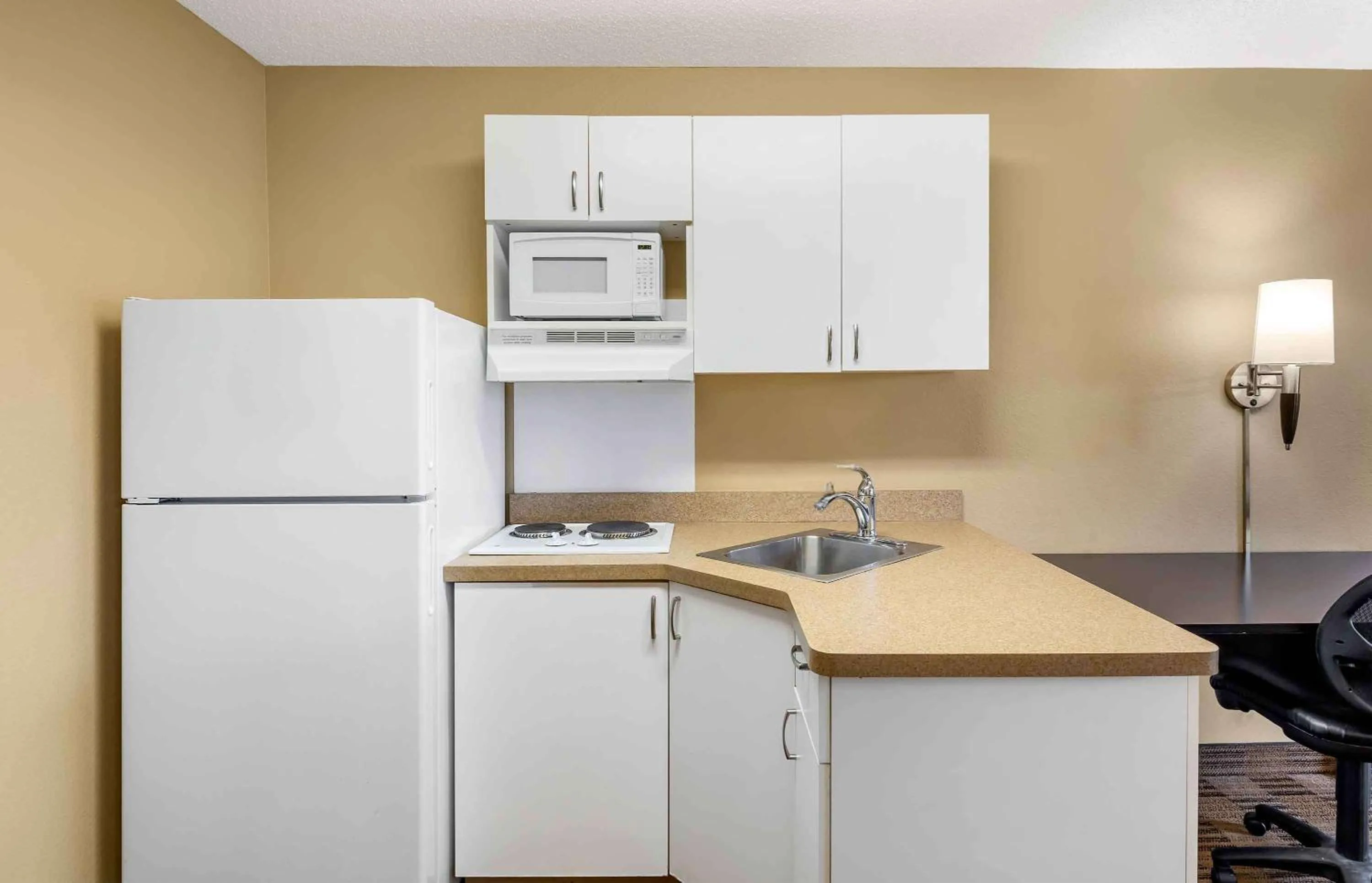 Kitchen or kitchenette in Extended Stay America Suites - Billings - West End