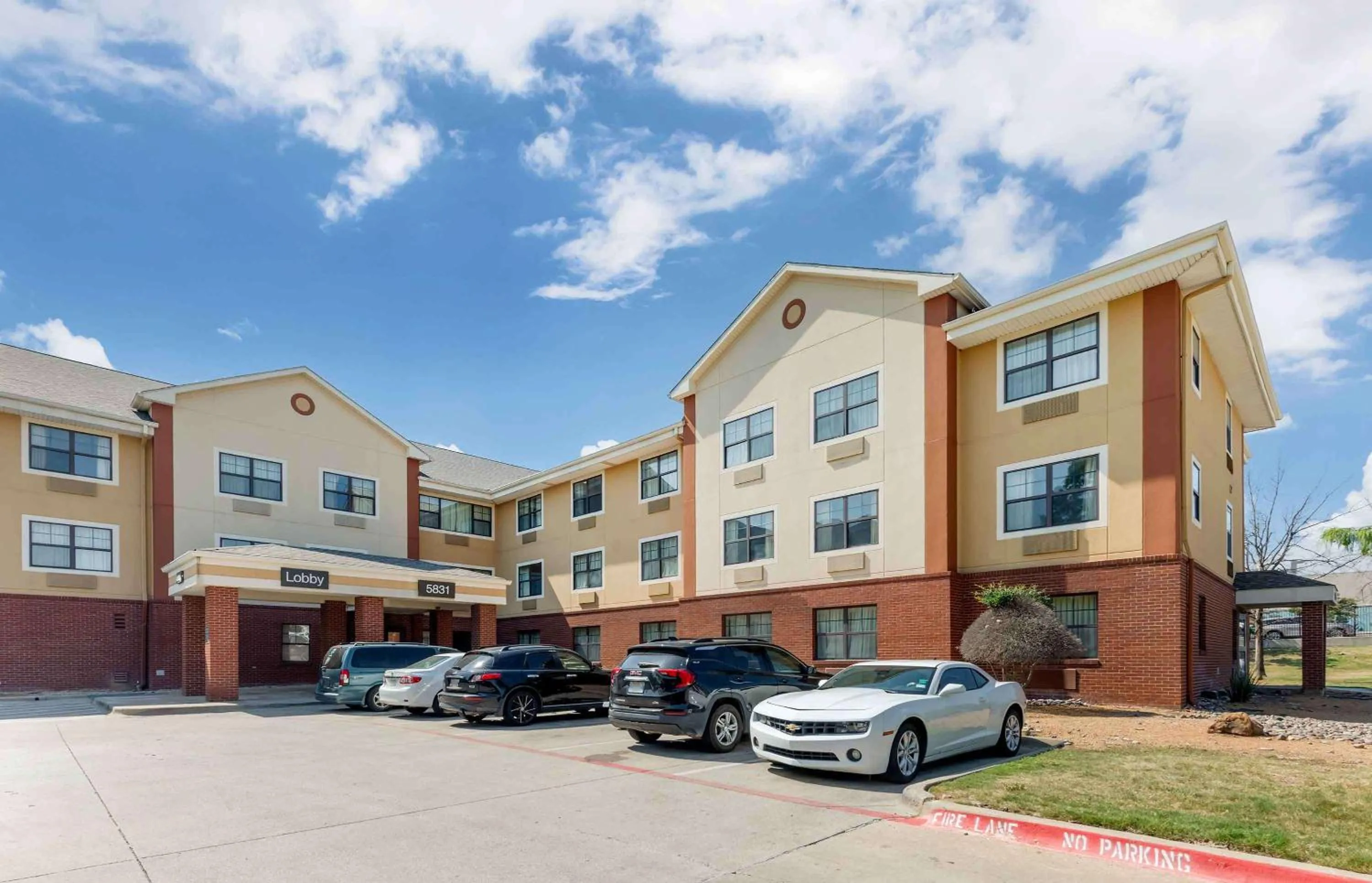 Property building in Extended Stay America Suites - Fort Worth - City View