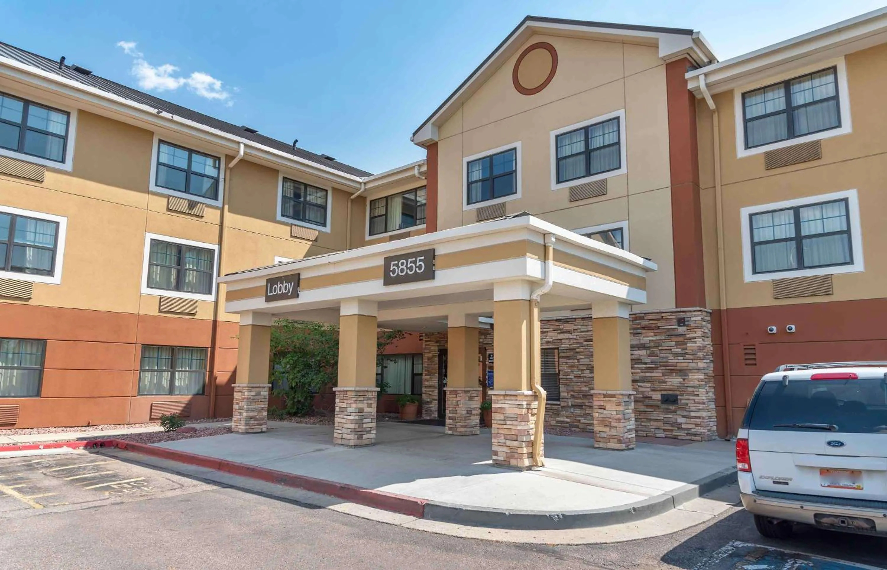 Property building in Extended Stay America Suites - Colorado Springs - West