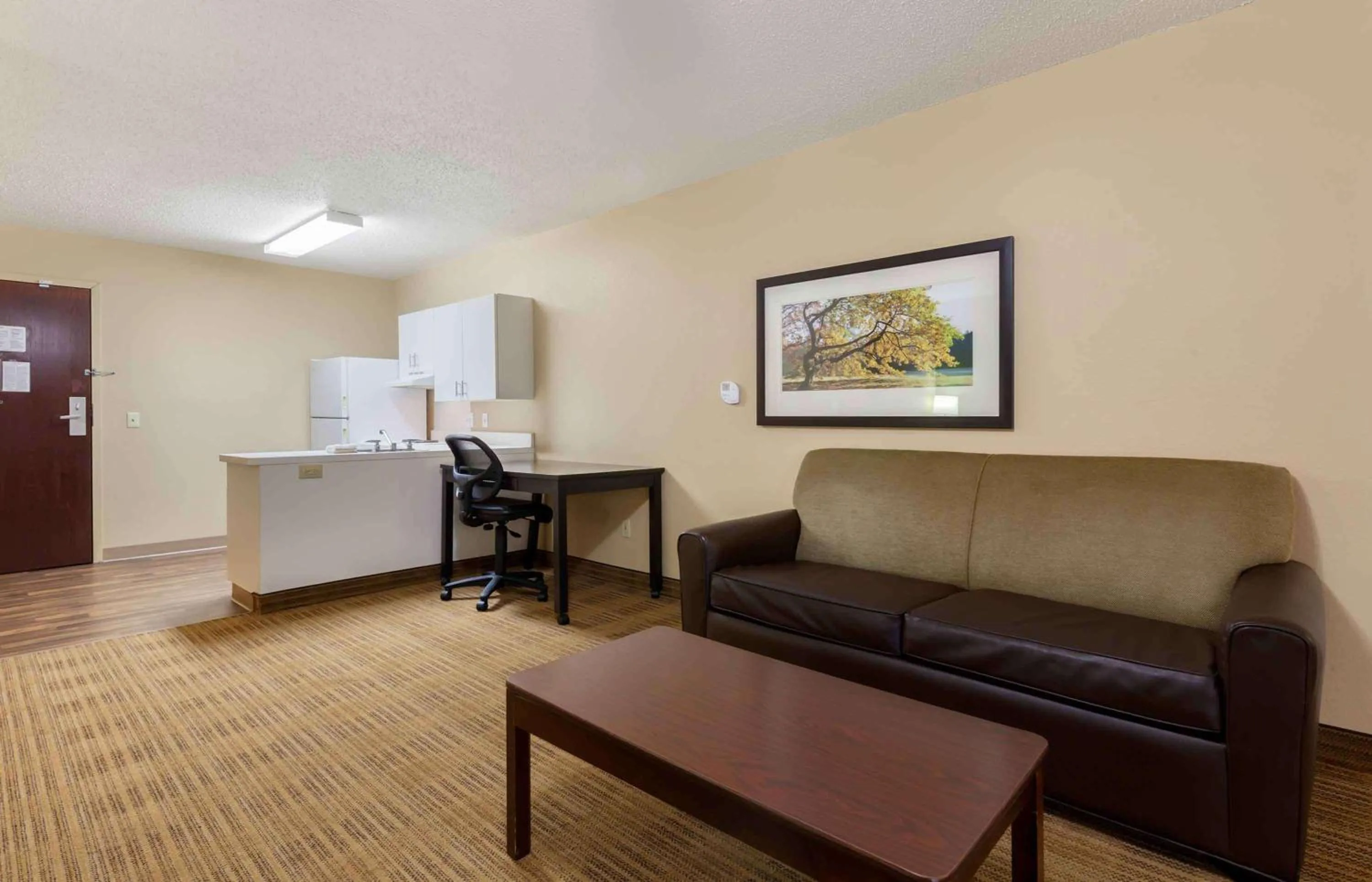Bedroom in Extended Stay America Suites - Rockford - I-90