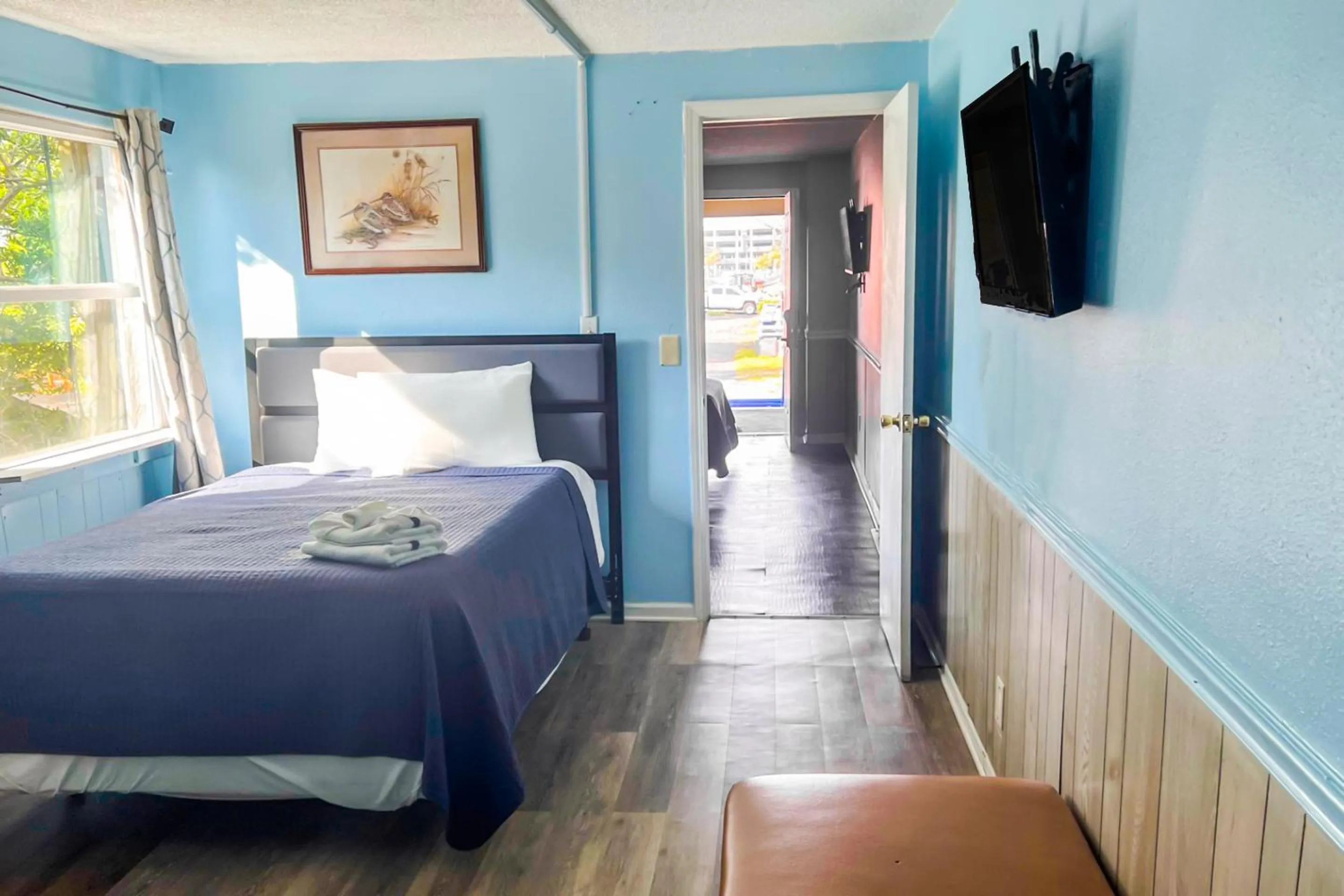 Bedroom in Crepe Myrtle by OYO