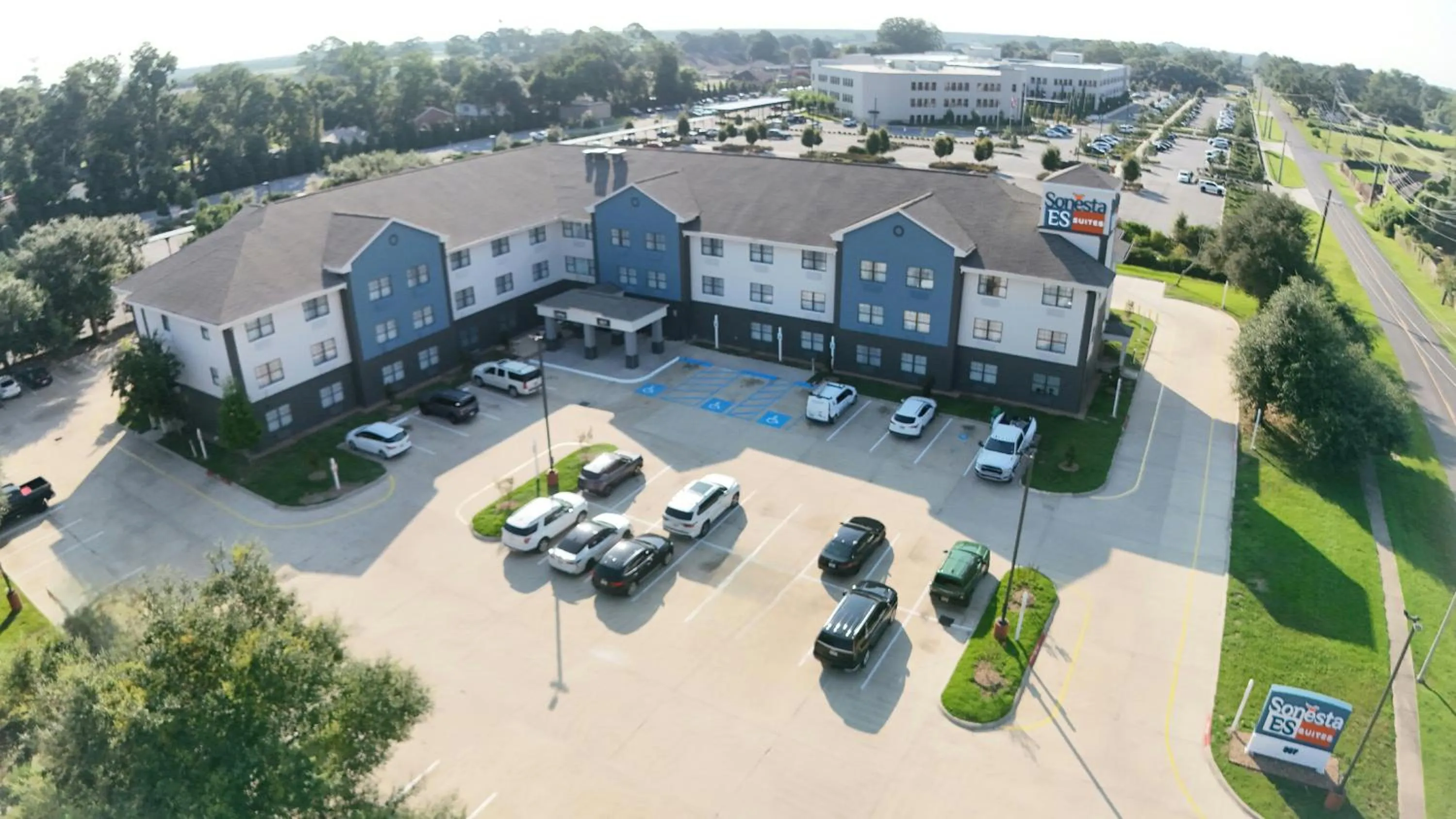 Bird's eye view in Sonesta ES Suites Lafayette Airport Extended Stay