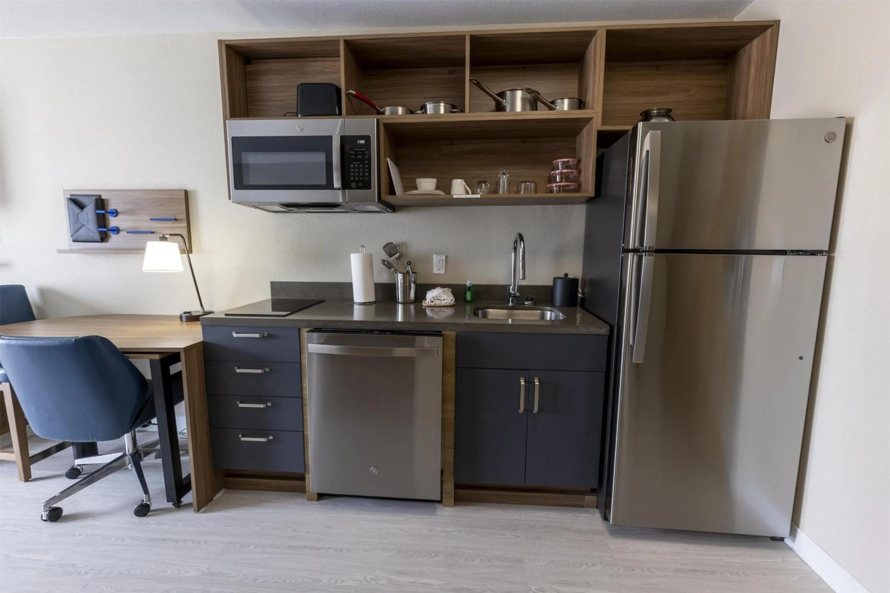 Bedroom in Sonesta ES Suites Lafayette Airport Extended Stay