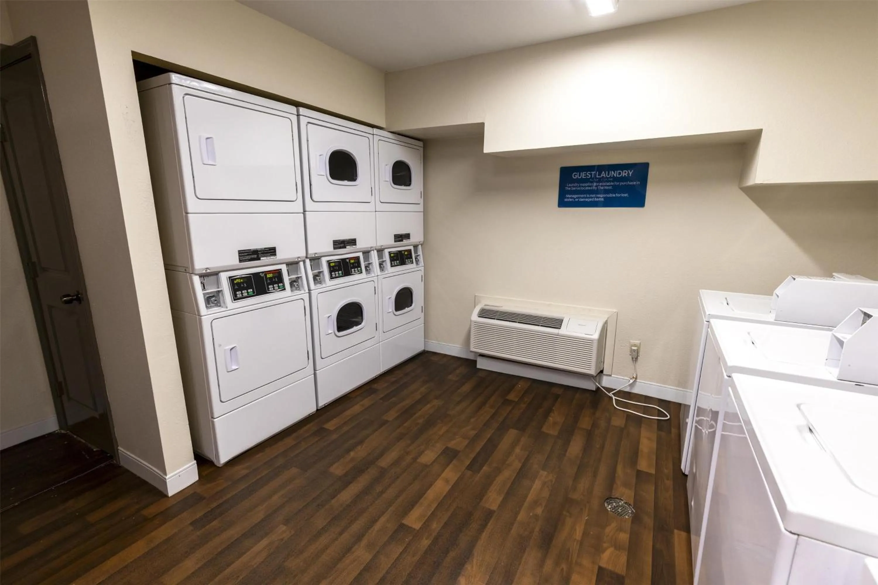 laundry in Sonesta ES Suites Lafayette Airport Extended Stay