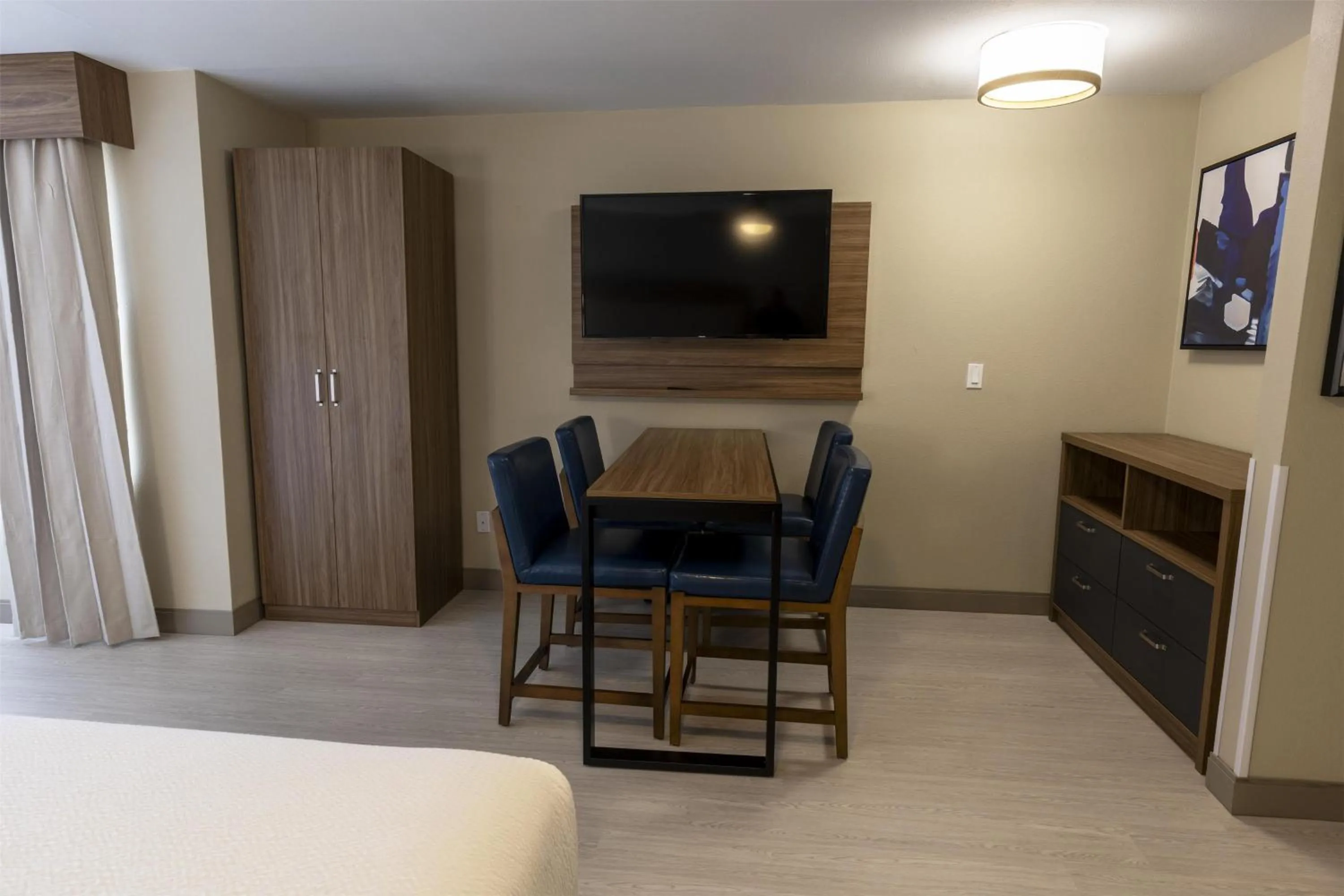 Photo of the whole room in Sonesta ES Suites Lafayette Airport Extended Stay