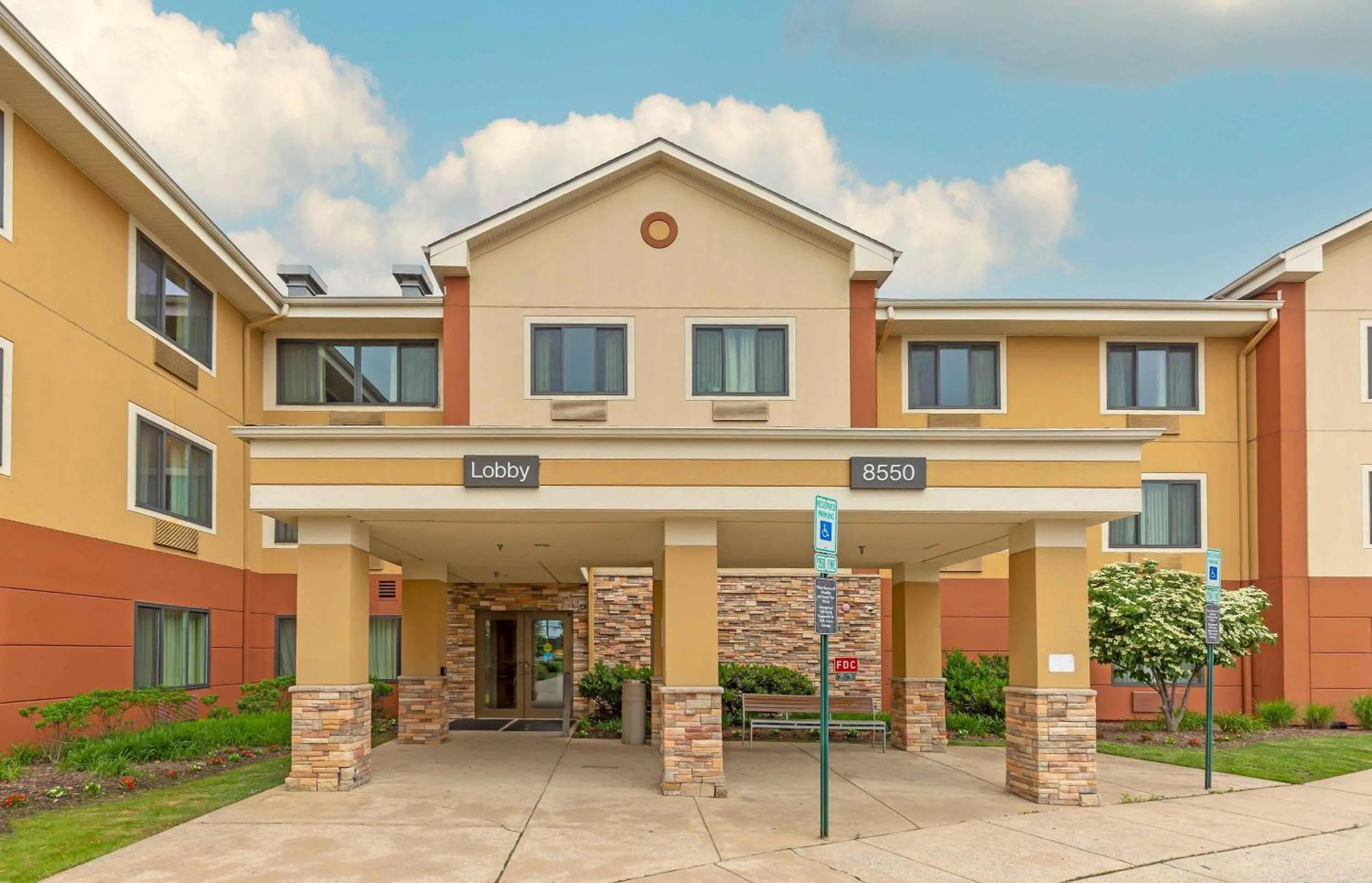Property building in Extended Stay America Suites - Columbia - Laurel - Ft Meade