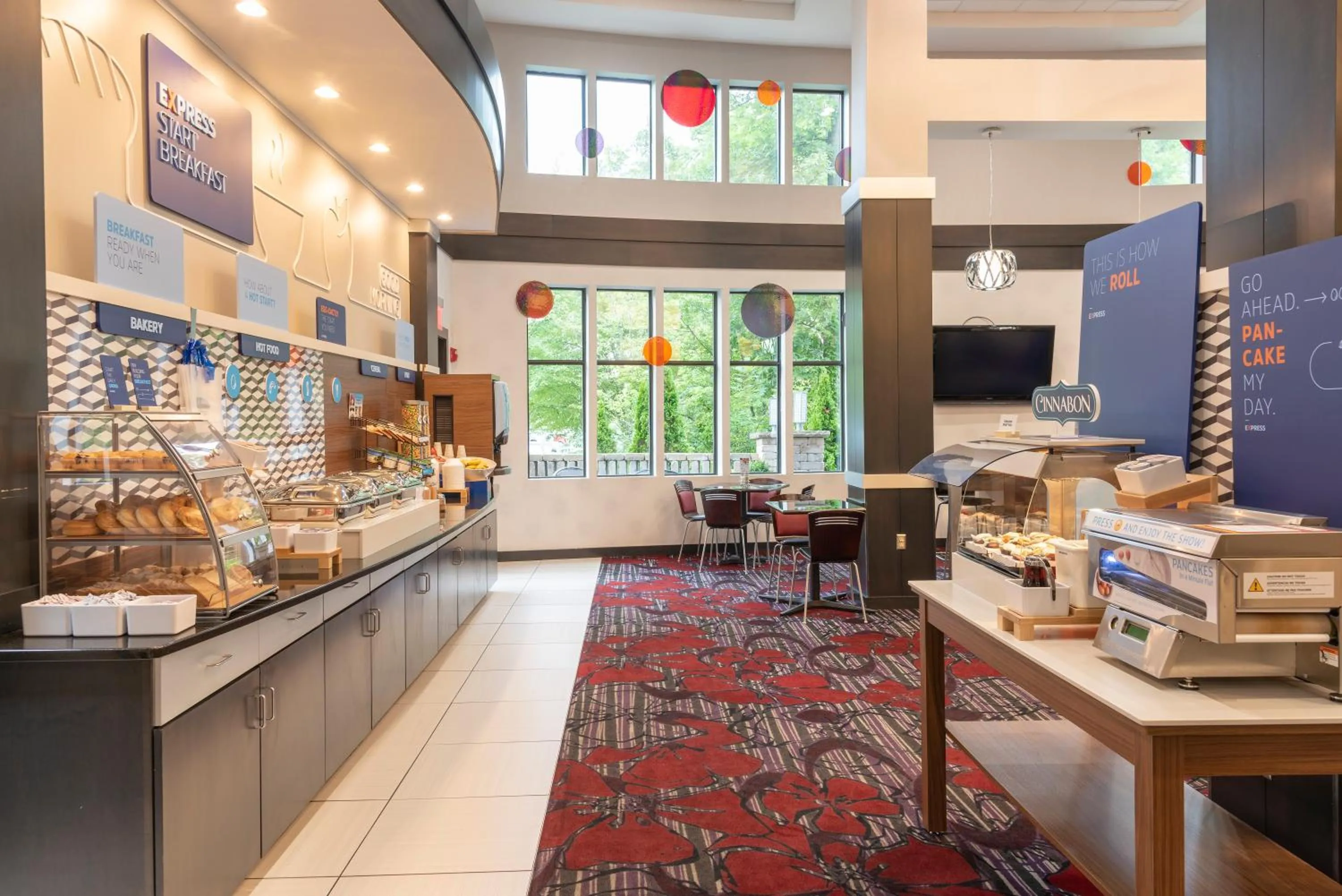 Breakfast in Holiday Inn Express & Suites Columbus - Polaris, an IHG Hotel