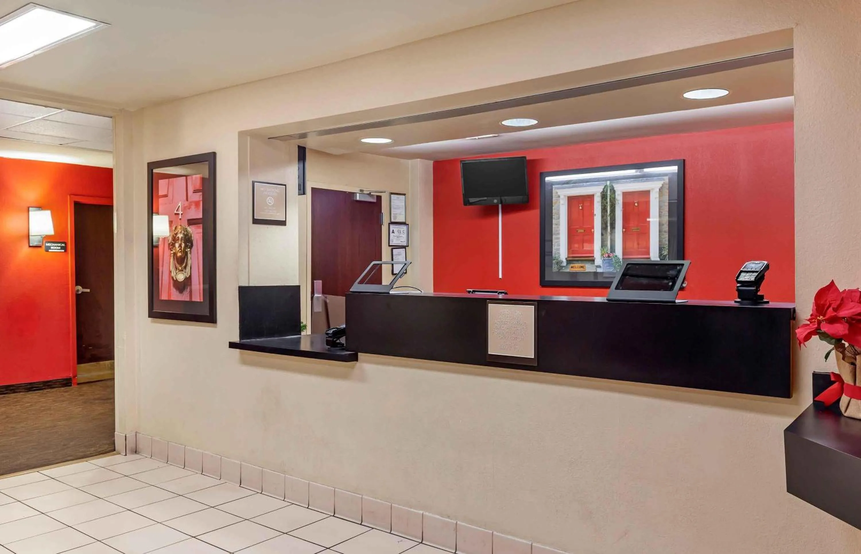 Lobby or reception in Extended Stay America Suites - Raleigh - Midtown