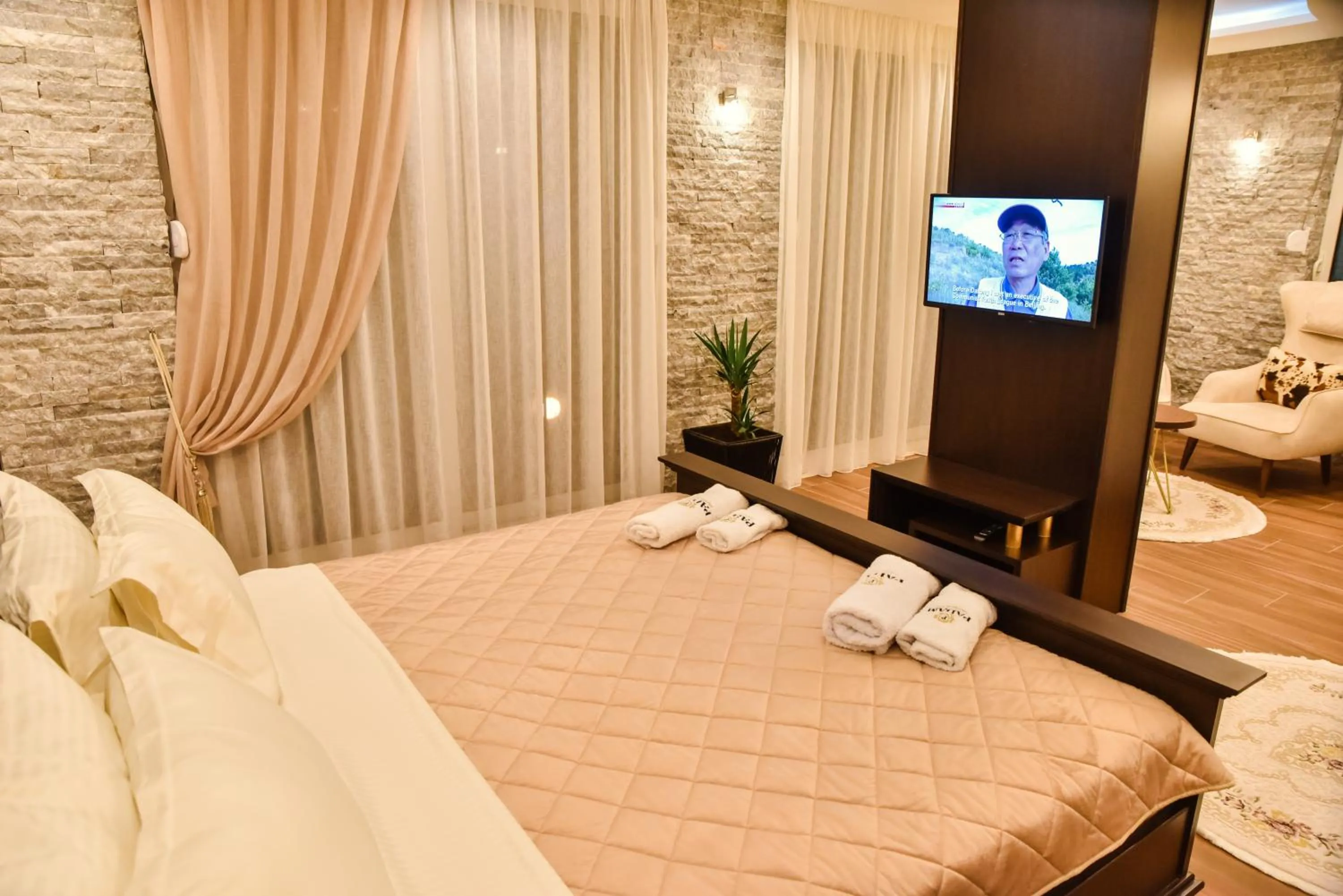 TV and multimedia, Bed in Padam Hotel & SPA
