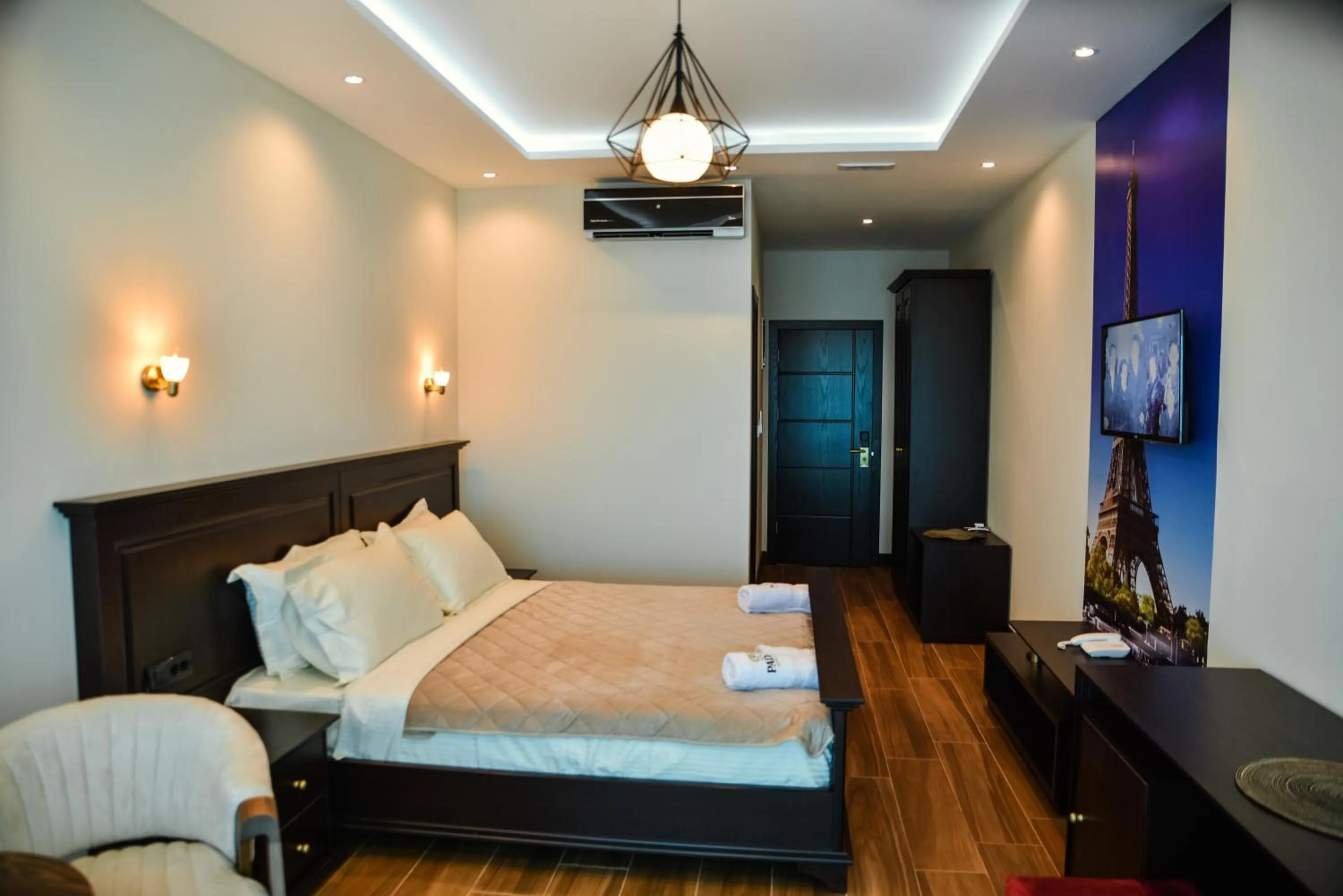 Photo of the whole room, Bed in Padam Hotel & SPA