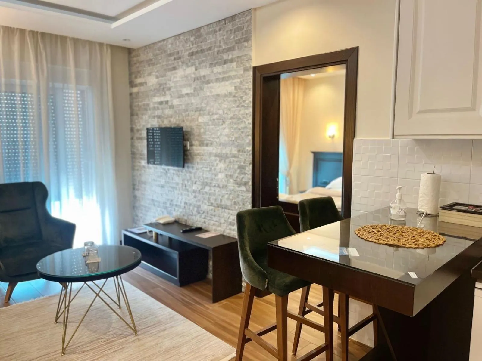 Kitchen or kitchenette in Padam Hotel & SPA